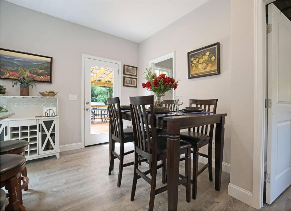 Bungalow Dream, Water & Electric are back-Fire Pit & fenced, photo 20