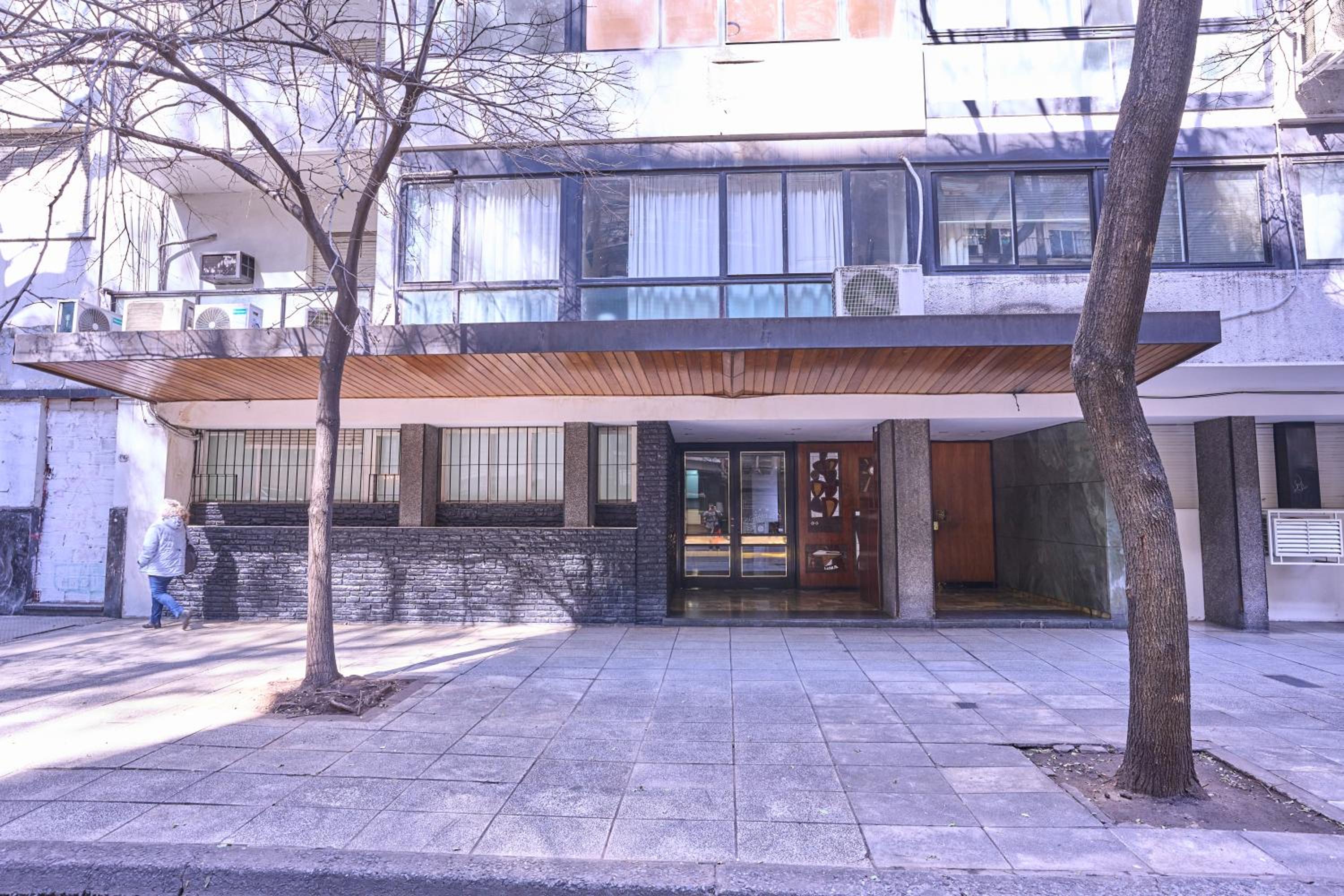 Amplio Departamento 3 dormitorios en Recoleta, cerca del Alto Palermo