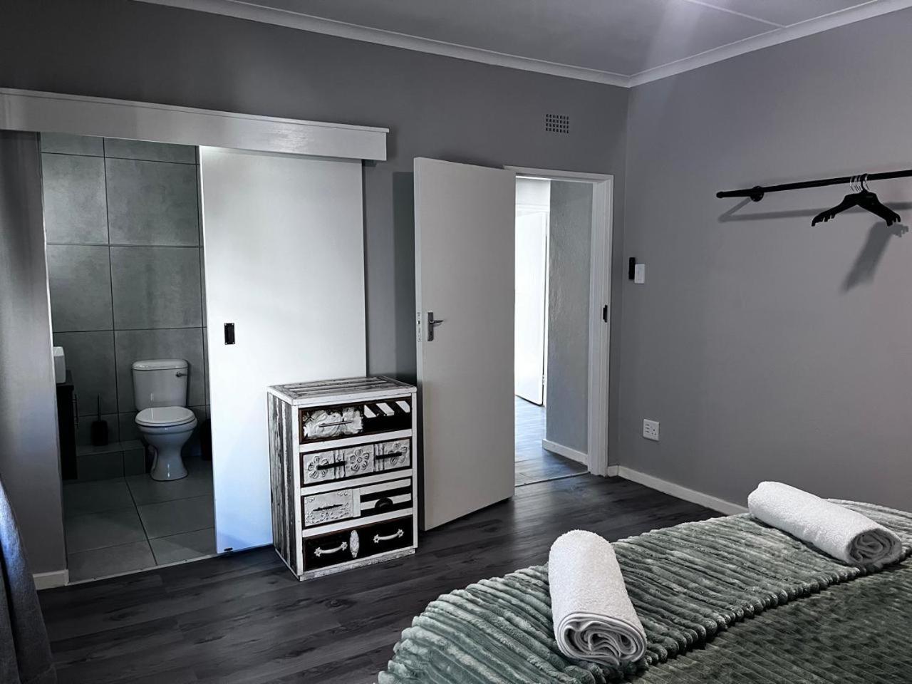 Karoo Huys