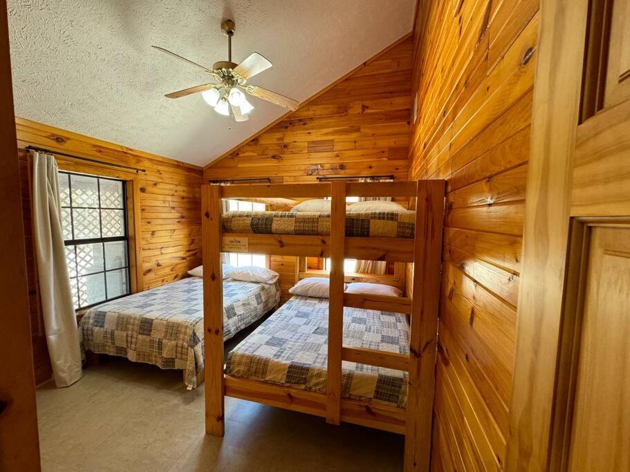Laurel Canyon - Frio River Haven view 3