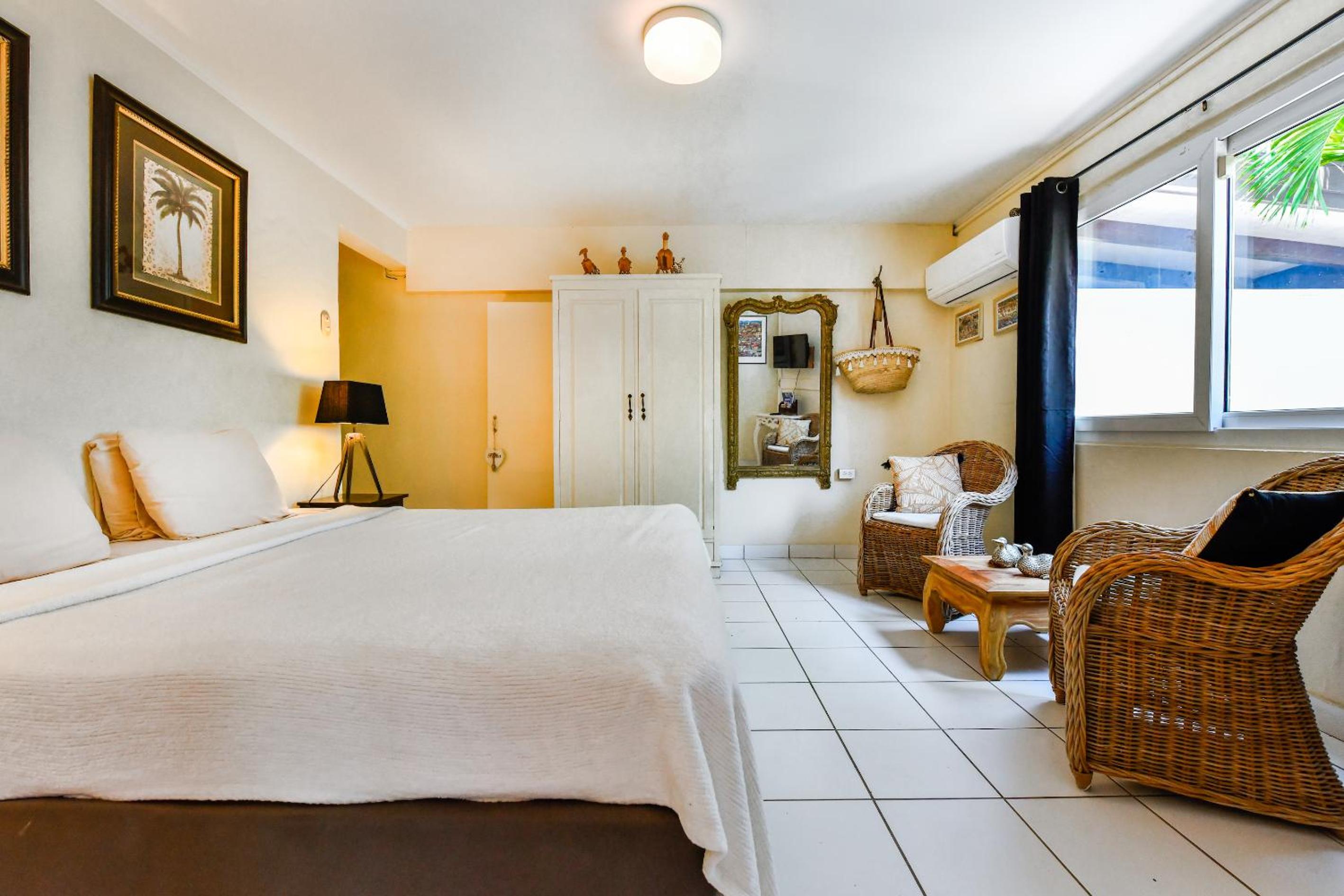 Brisas Studio Apartments