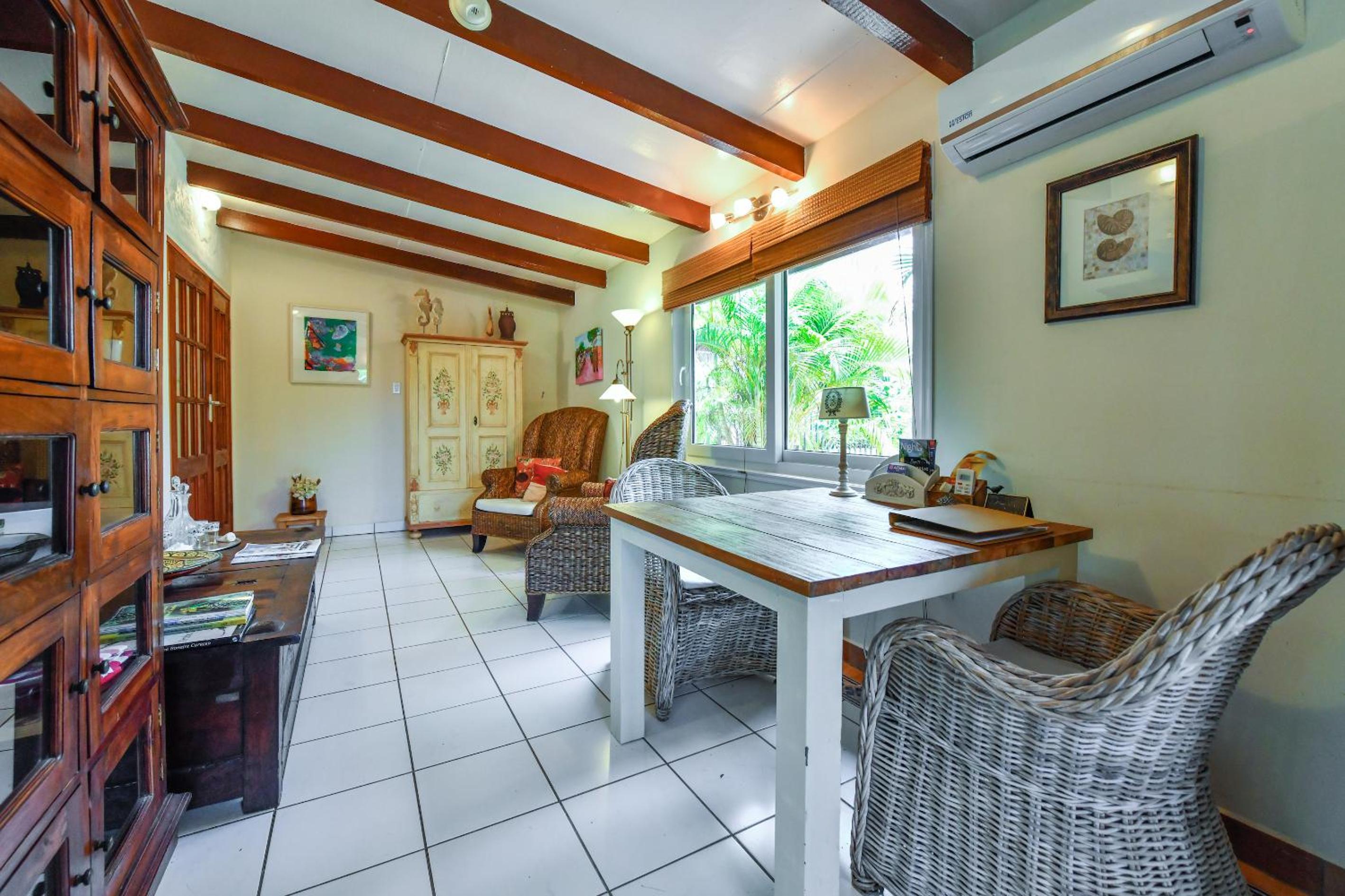 Brisas Studio Apartments