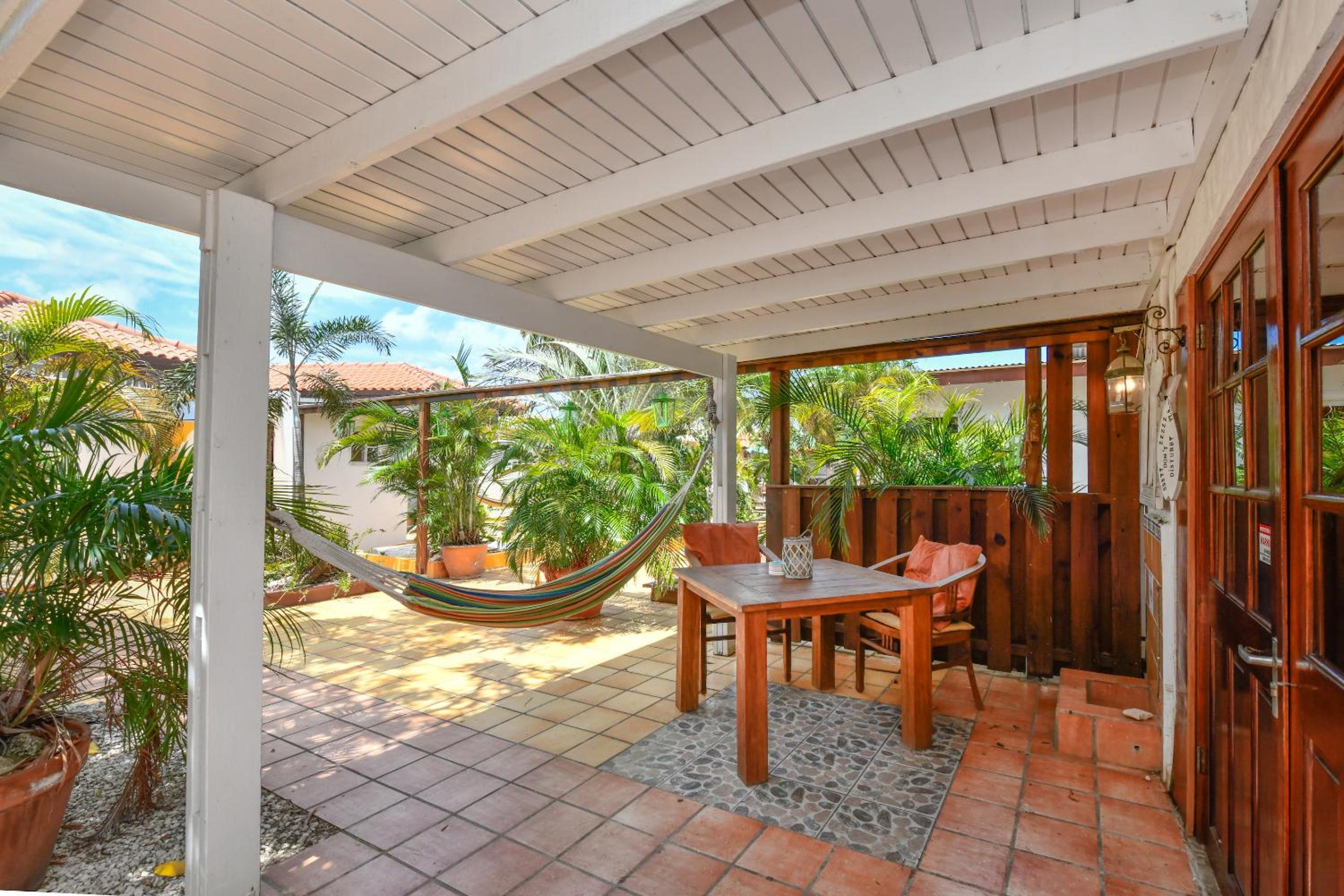 Brisas Studio Apartments