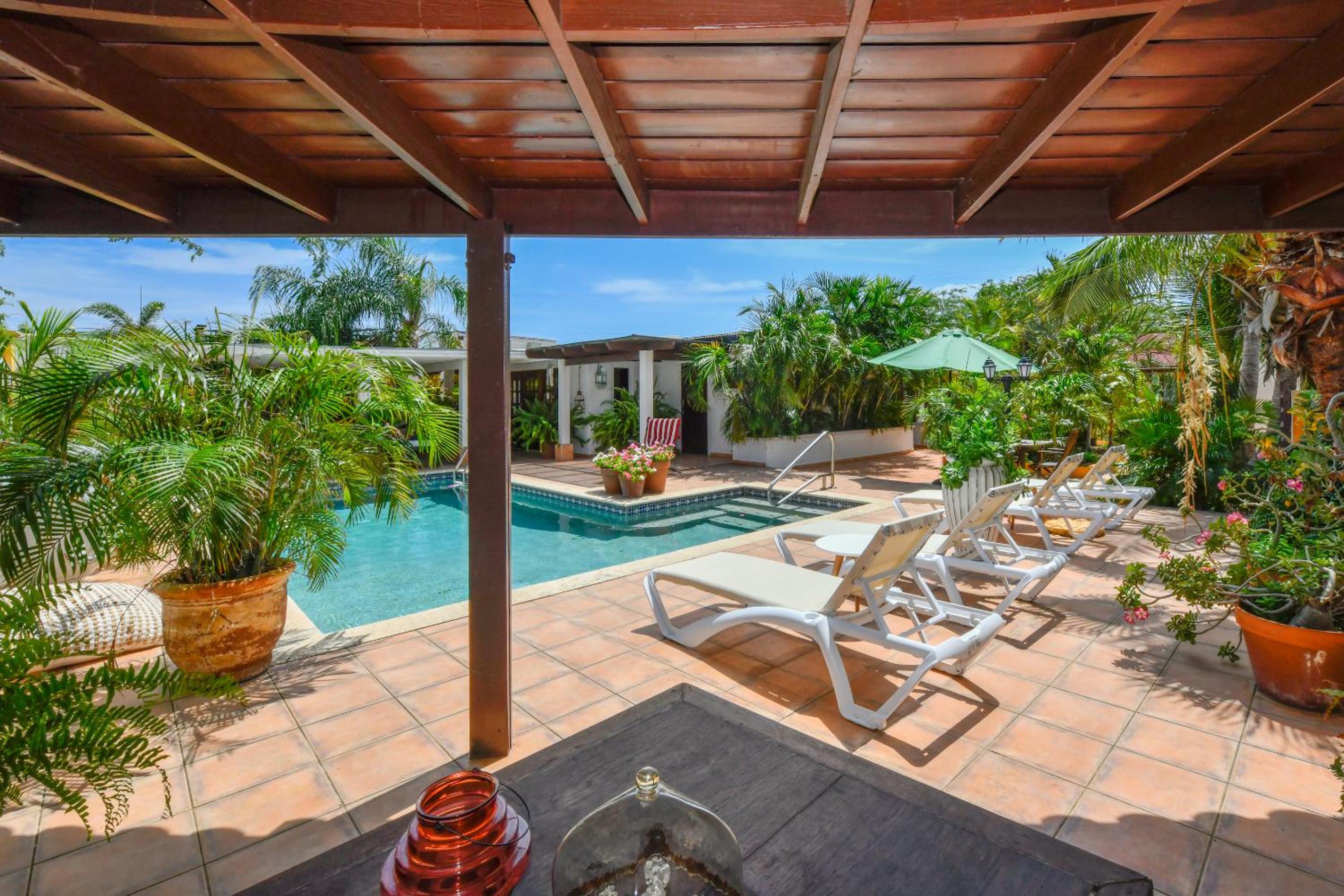 Brisas Studio Apartments
