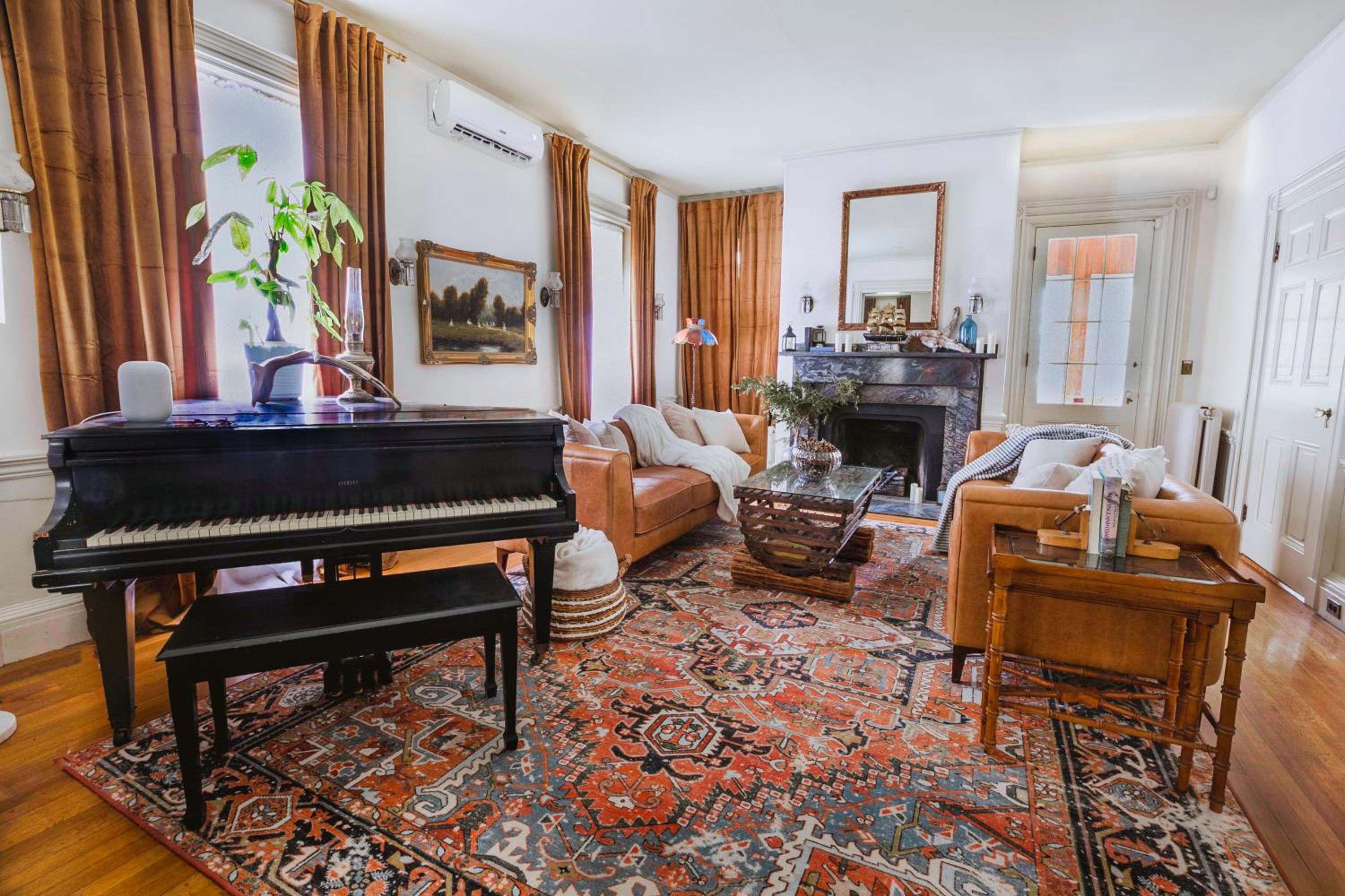 The Jarvis Homestead - Historic Maine Mansion