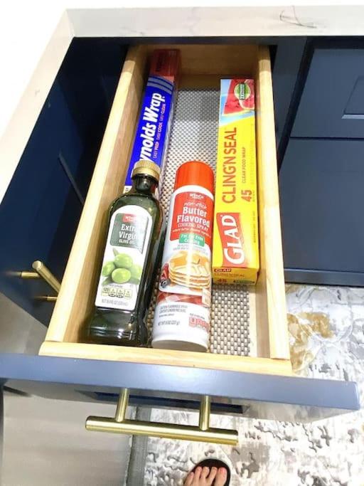 Albany Vacations - Historical Entertainer 3 Bedroom Townhouse AC PNW - Property Image 29