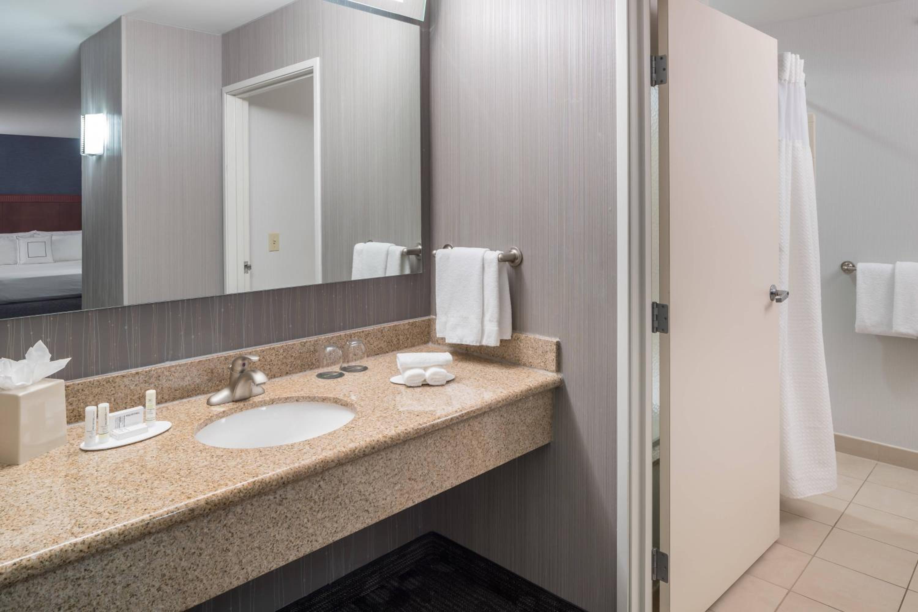 Courtyard by Marriott West Orange, Zdjęcie 13