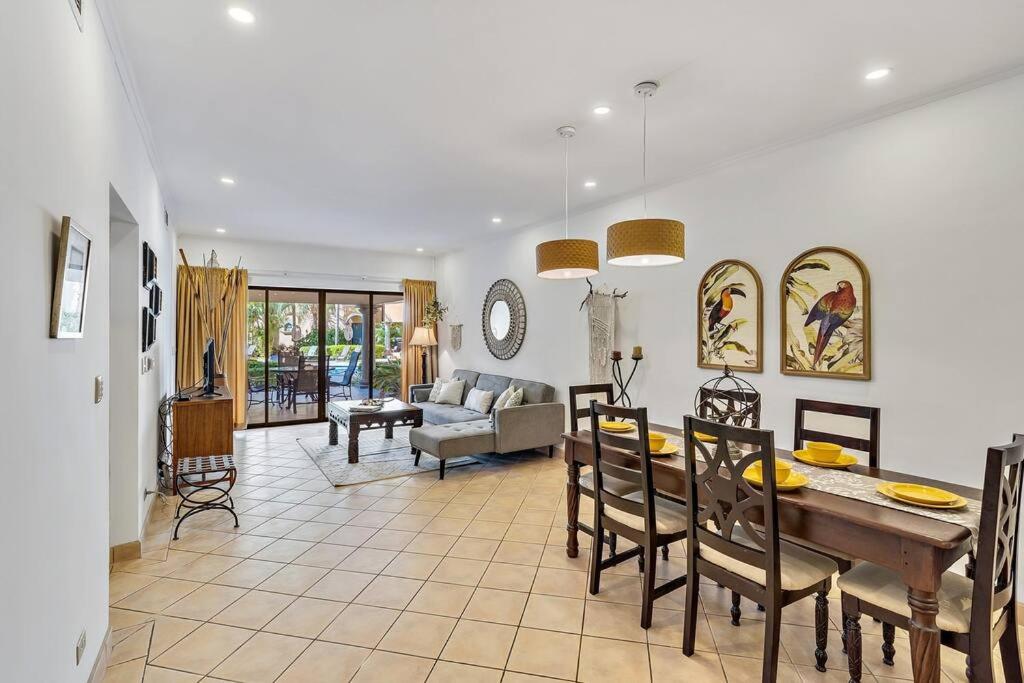 SR9 Luxury Condo Across the Street from Beach
