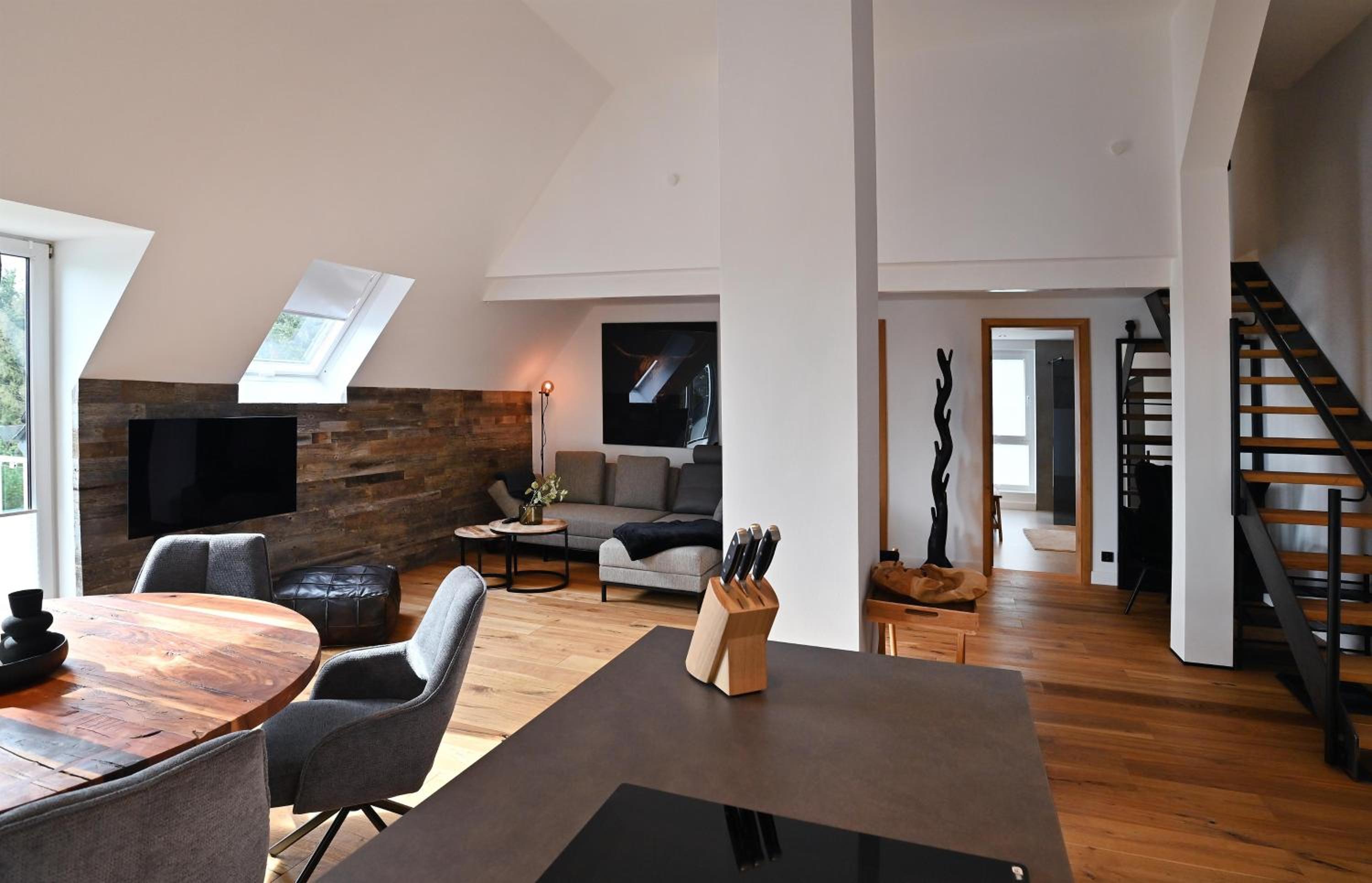 May Chalet