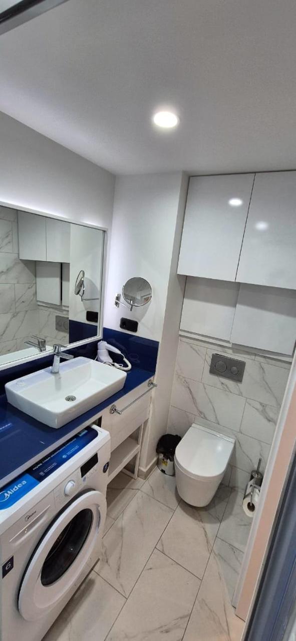 Holliday inn orbi view 5