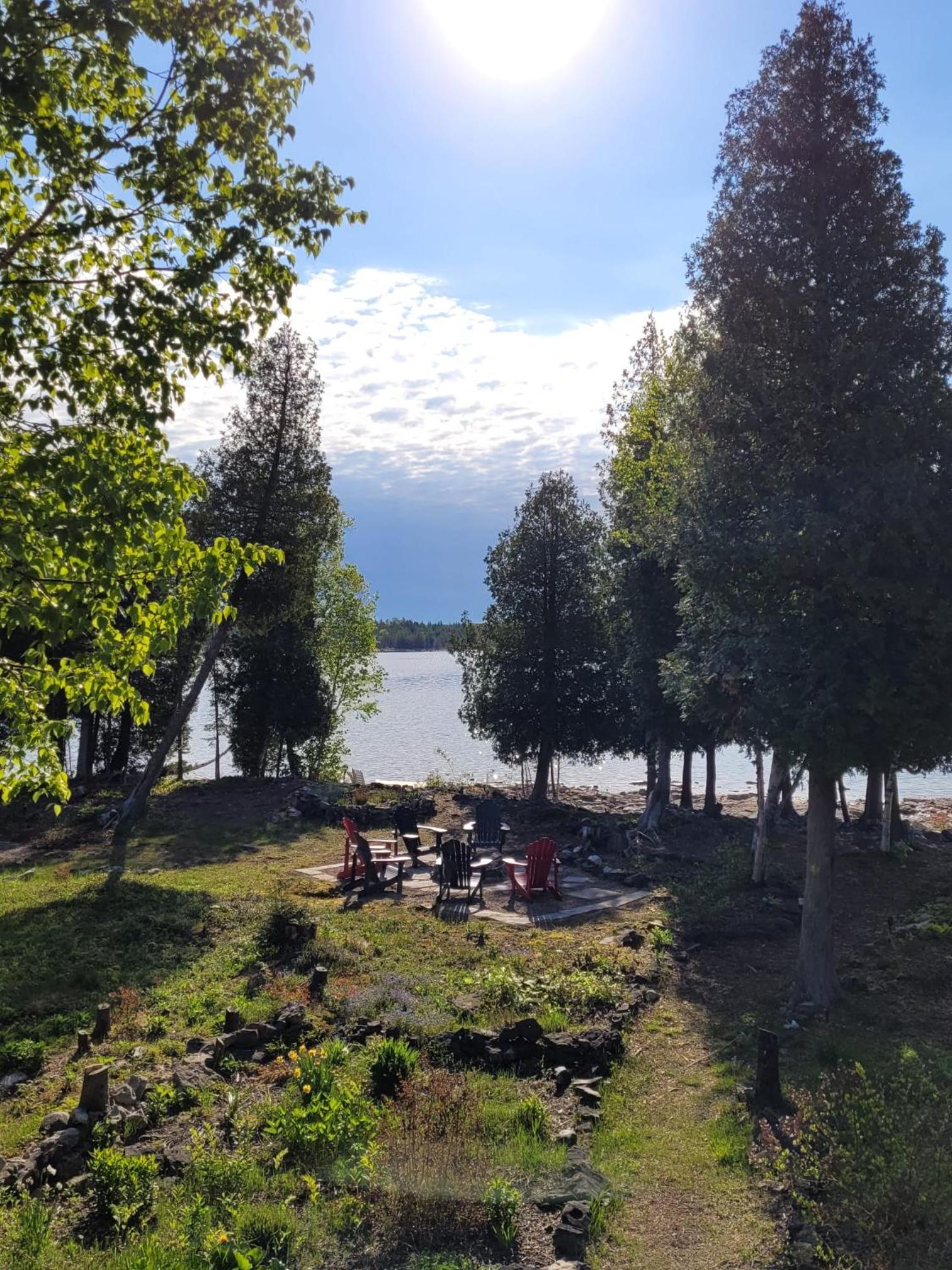 Surrounded By Water, W Hot Tub & Lounges