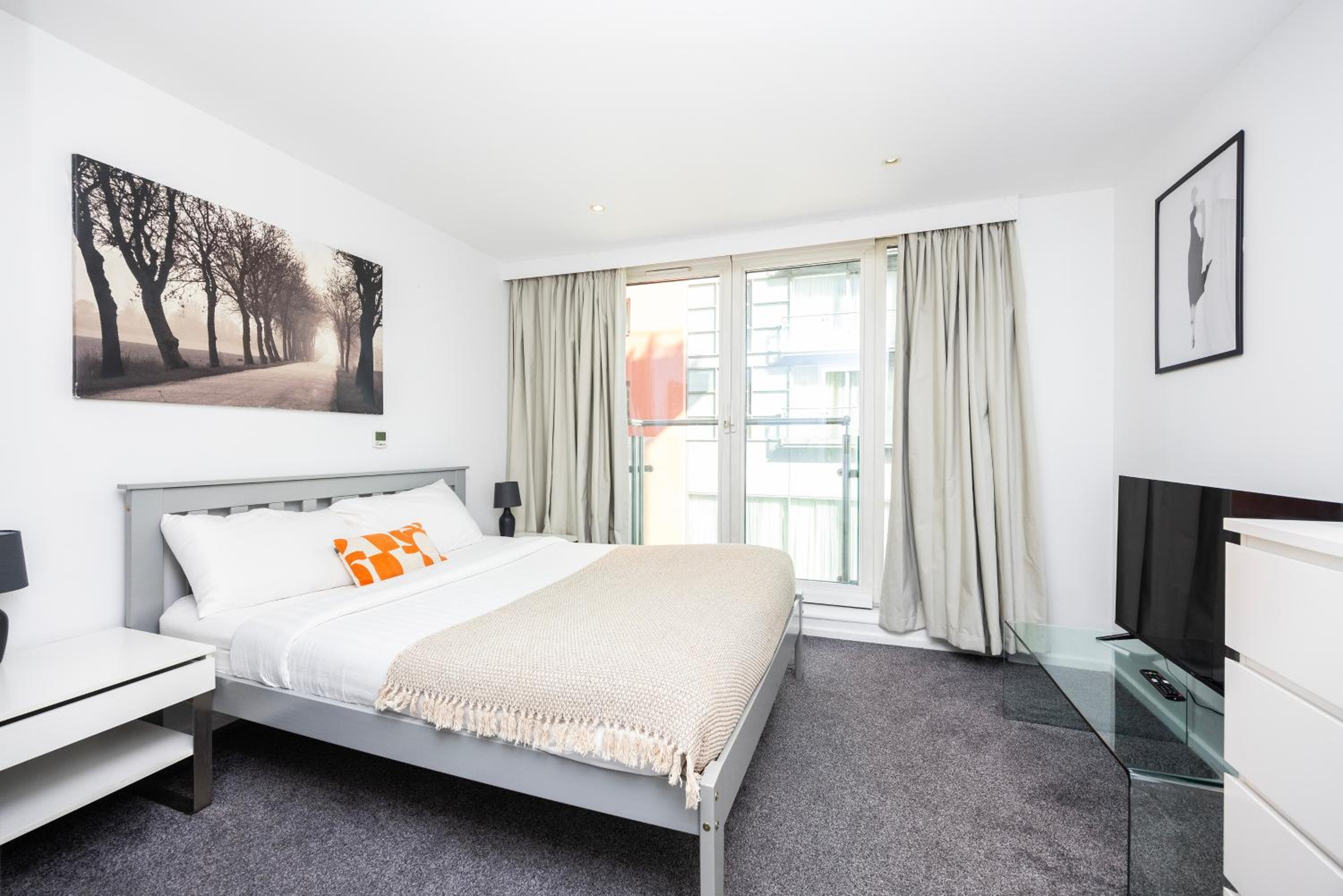 Austin David Apartments ExCeL