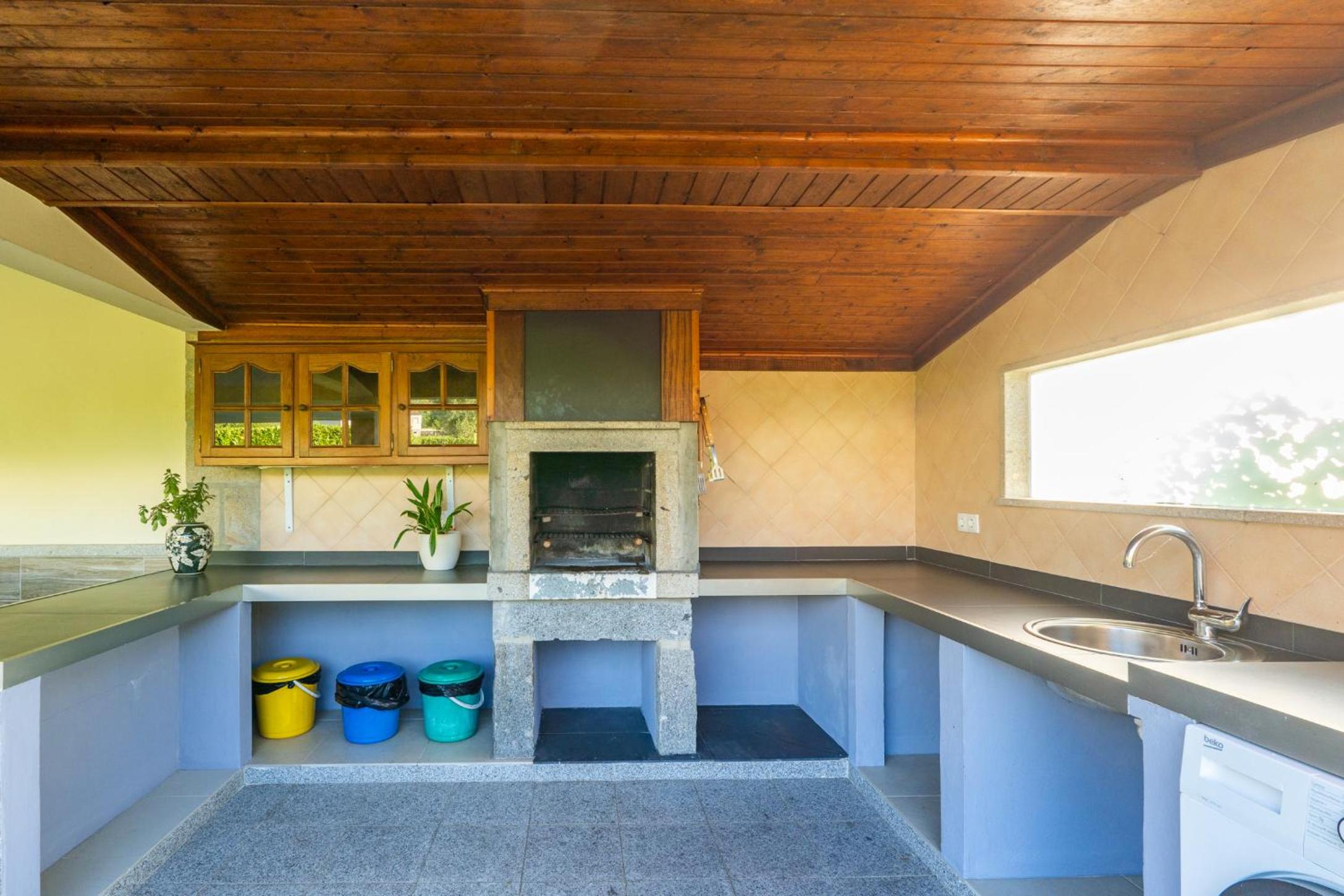 Portugal Active - Vintage Alembic House
