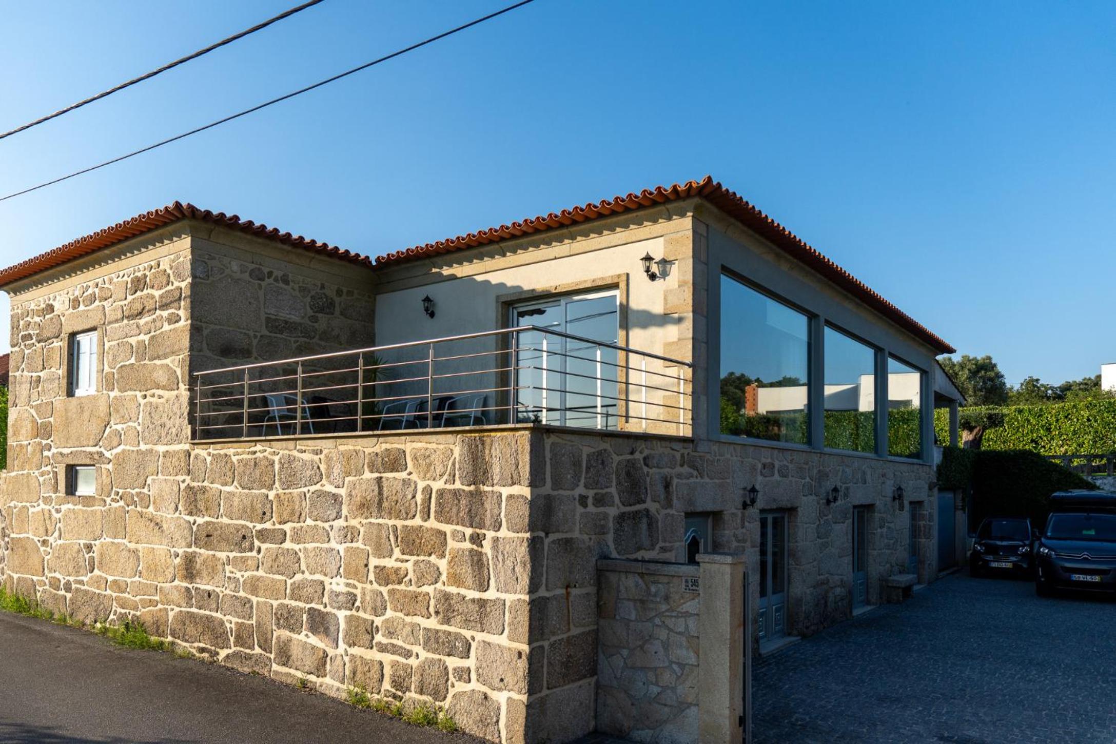 Portugal Active - Vintage Alembic House
