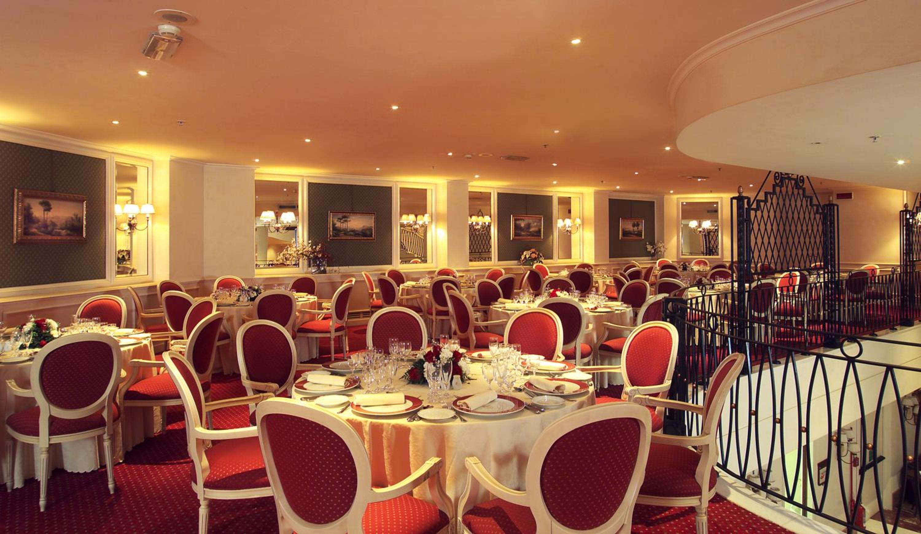 Sesto San Giovanni Vacations - Grand Hotel Barone Di Sassj - Property Image 7