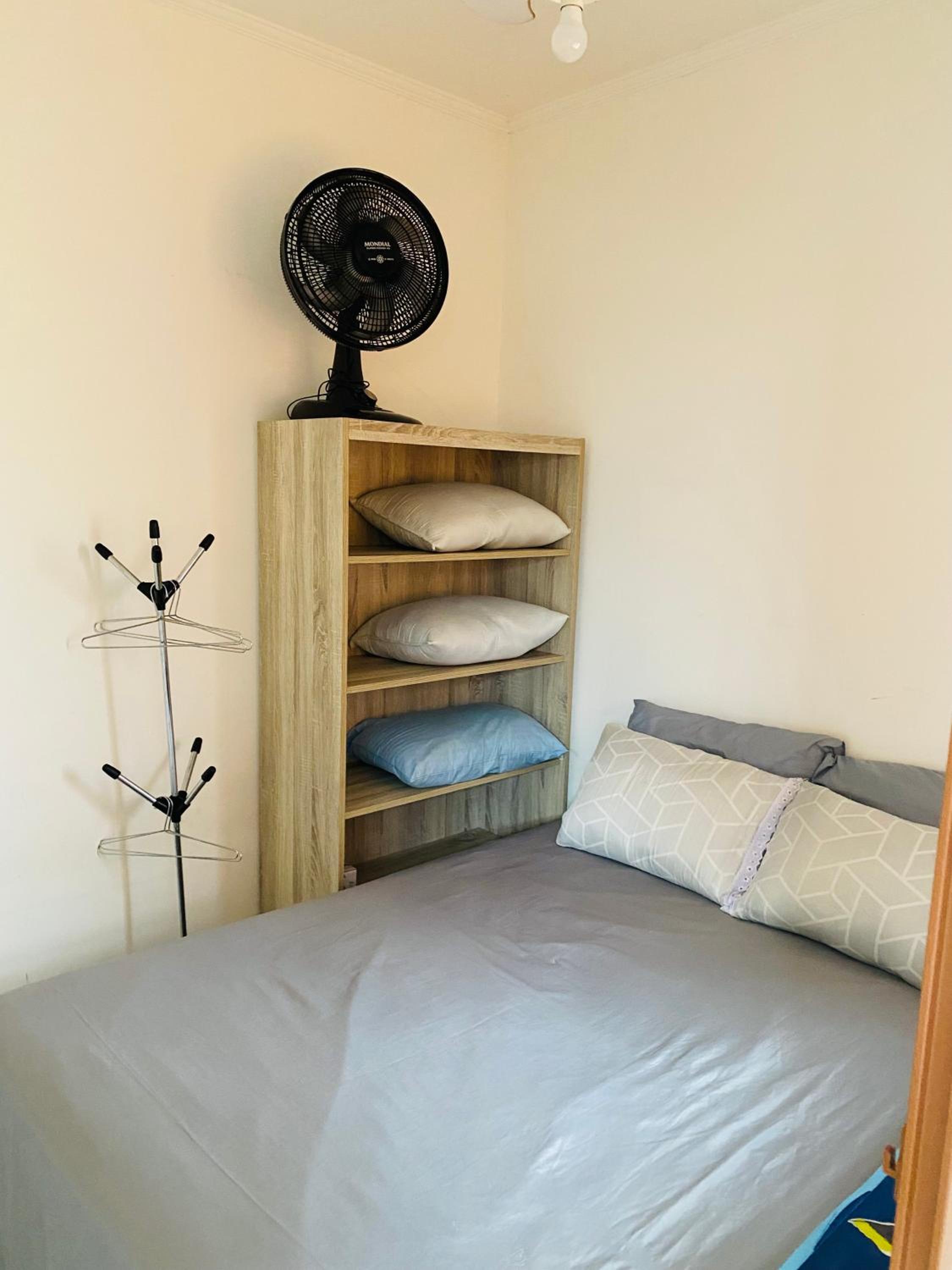 Apartamento a 250 metros da Praia do Sapê e Maranduba - Piscina e Ar condicionado