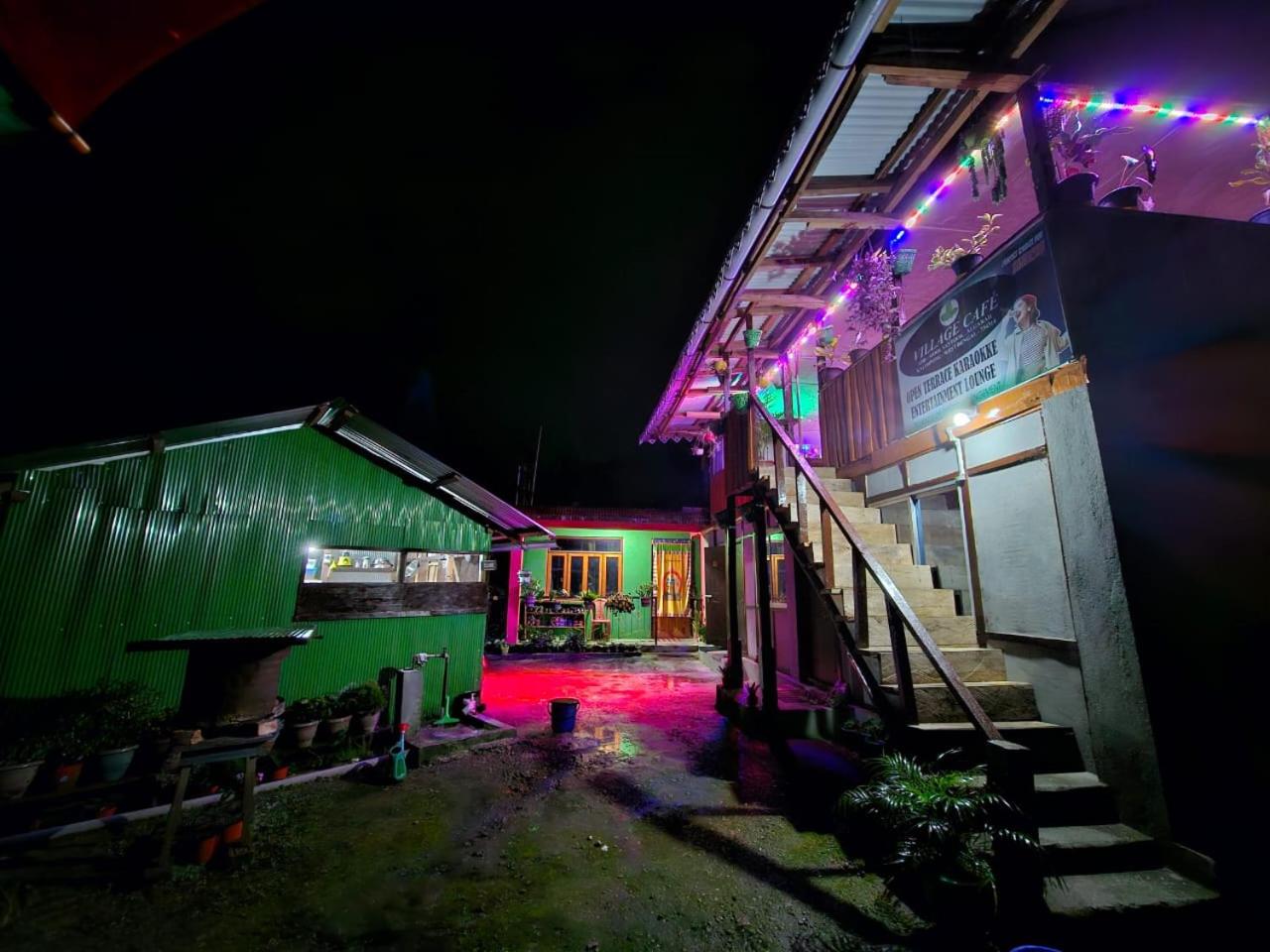 Village Cafe Homestay