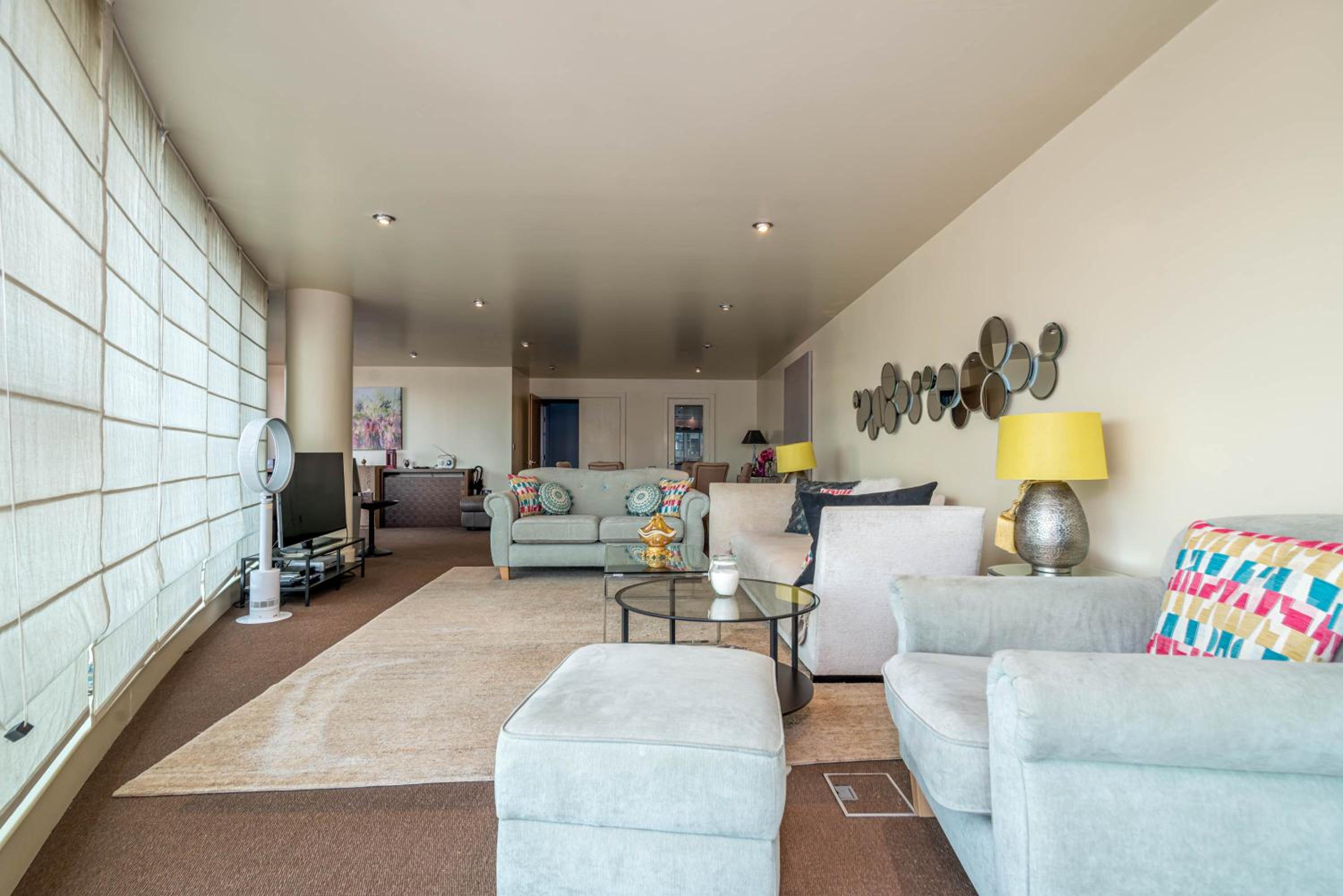 Fabulous 3 bed apartment in Vauxhall
