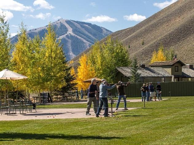 Ketchum Vacations - Cottonwood Condo 1474 - Property Image 2