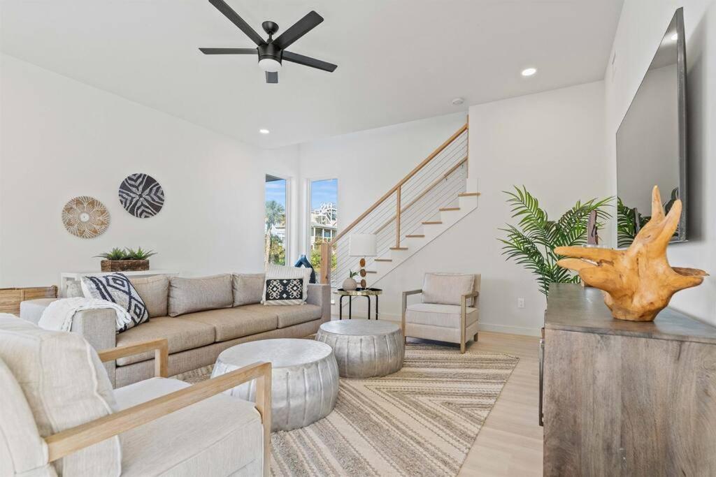 Modern Beach Oasis Steps from the Shore