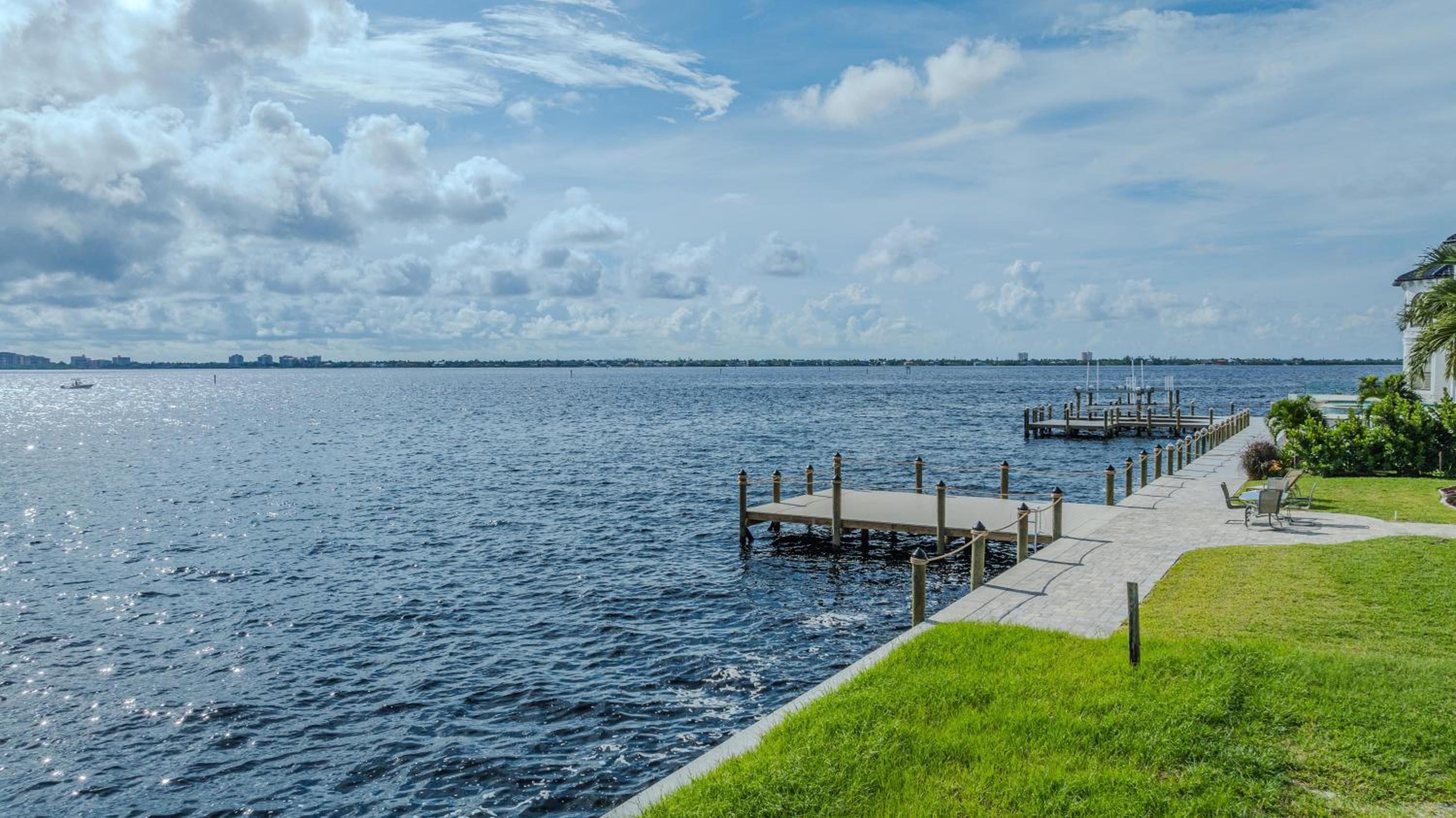 SeaBreeze Vista