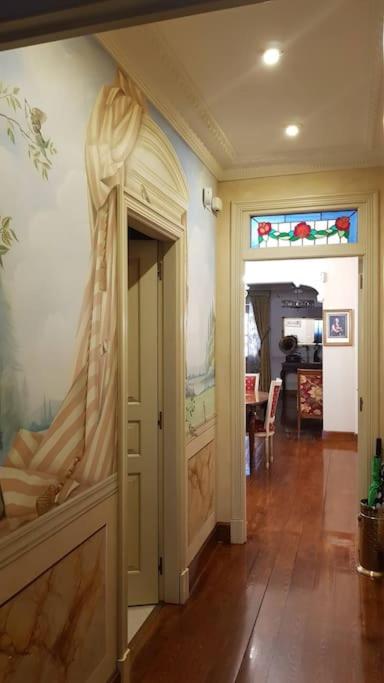 Dúplex en plena Plaza Mayor con decoración barroca