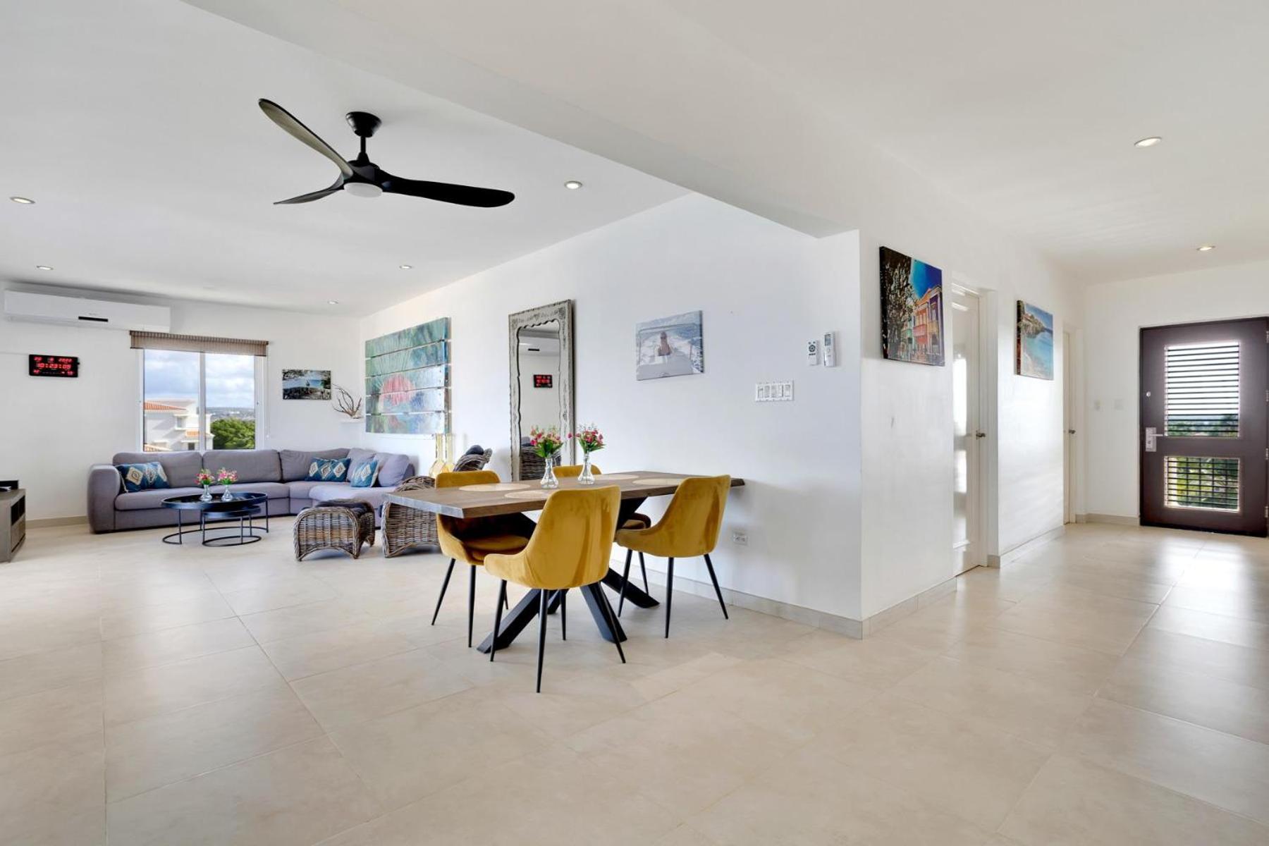 Hausmann Penthouse with Stunning Sea View