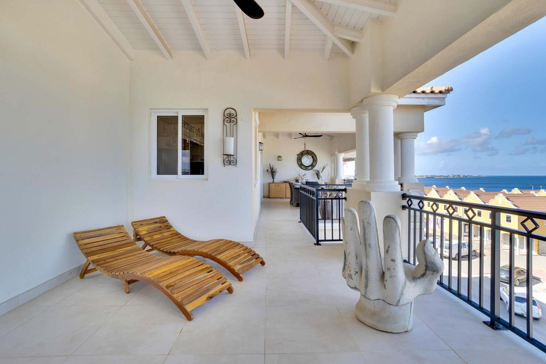 Hausmann Penthouse with Stunning Sea View