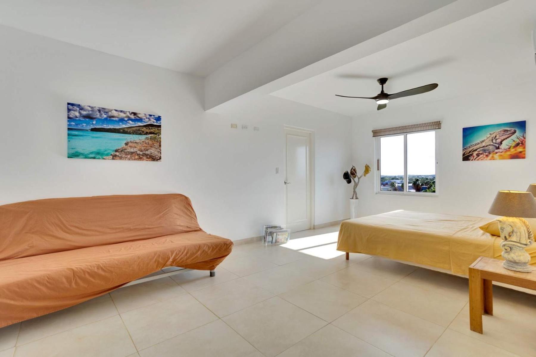 Hausmann Penthouse with Stunning Sea View