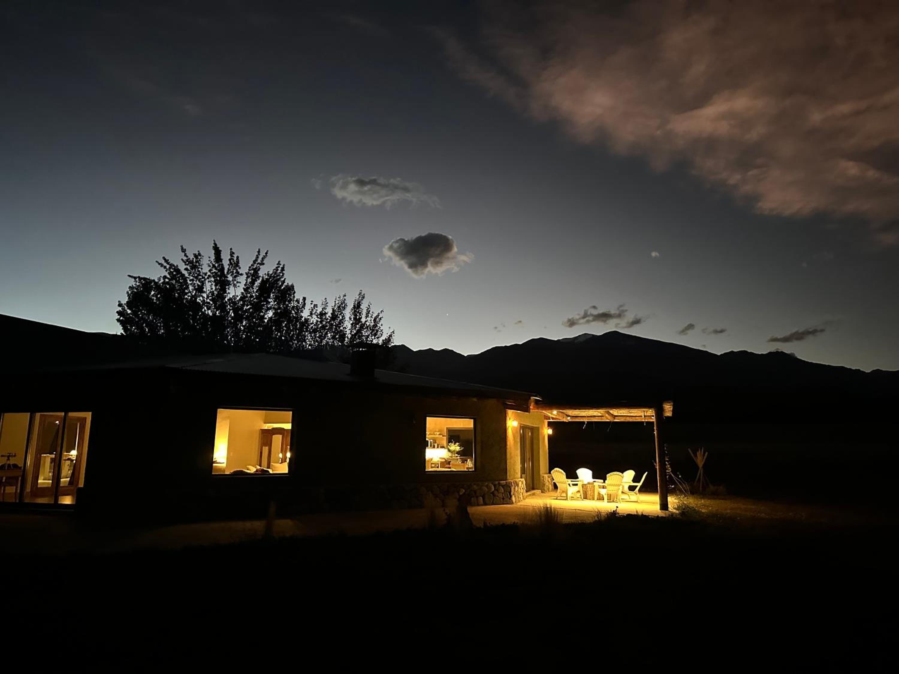 Hotel en La Carrera Tupungato Trekking BBQ WIFI
