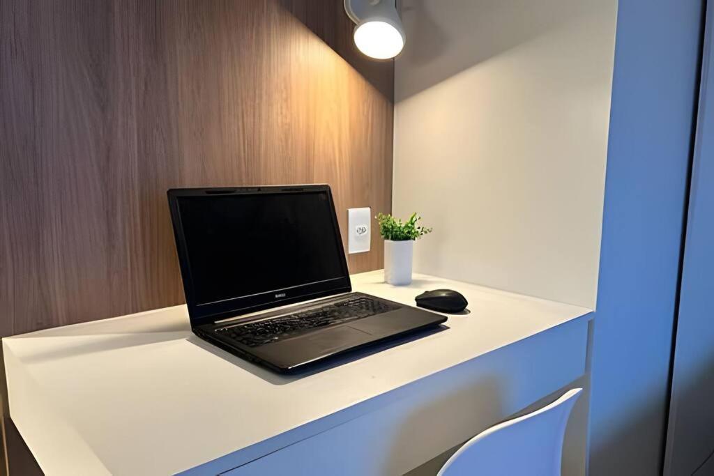 Studio completo e acolhedor para se sentir em casa