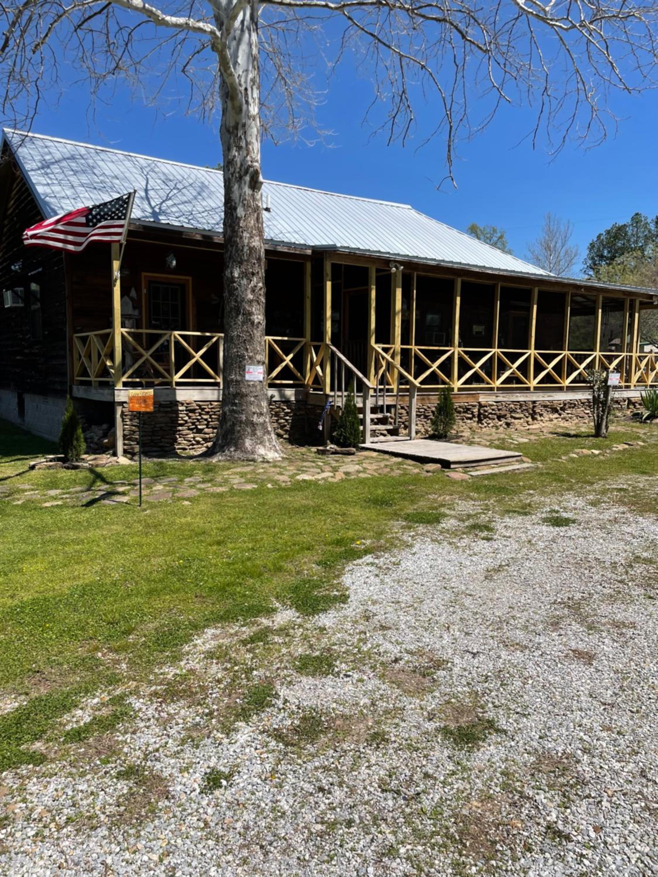 Cedar Street Lodge view 3