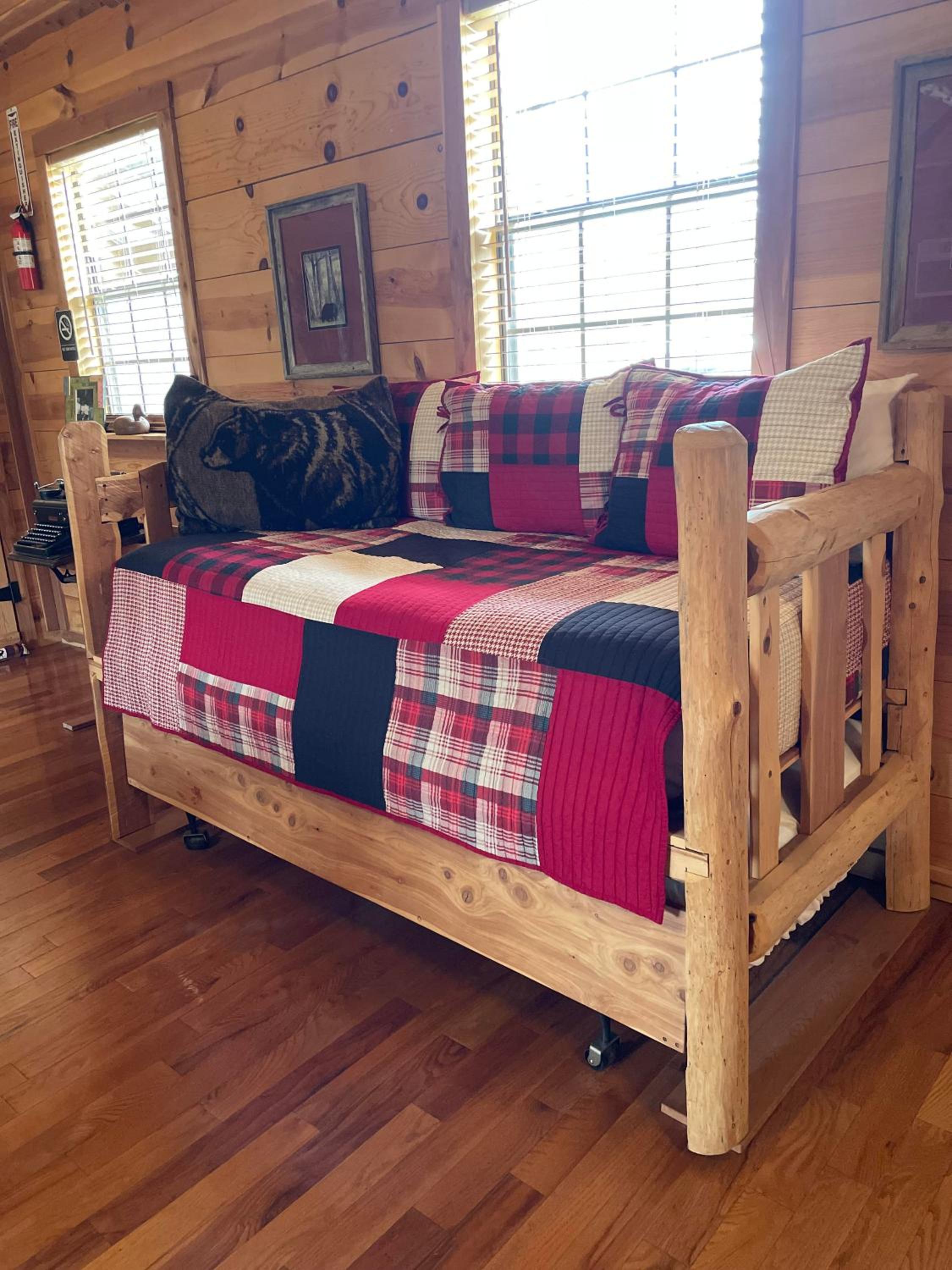 Cedar Street Lodge view 4
