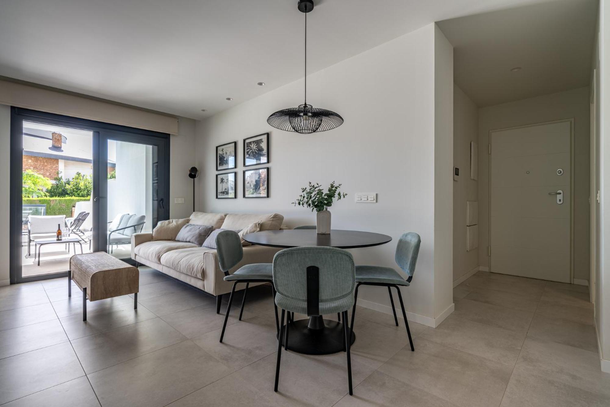Luxury Apartment in Mil Palmeras