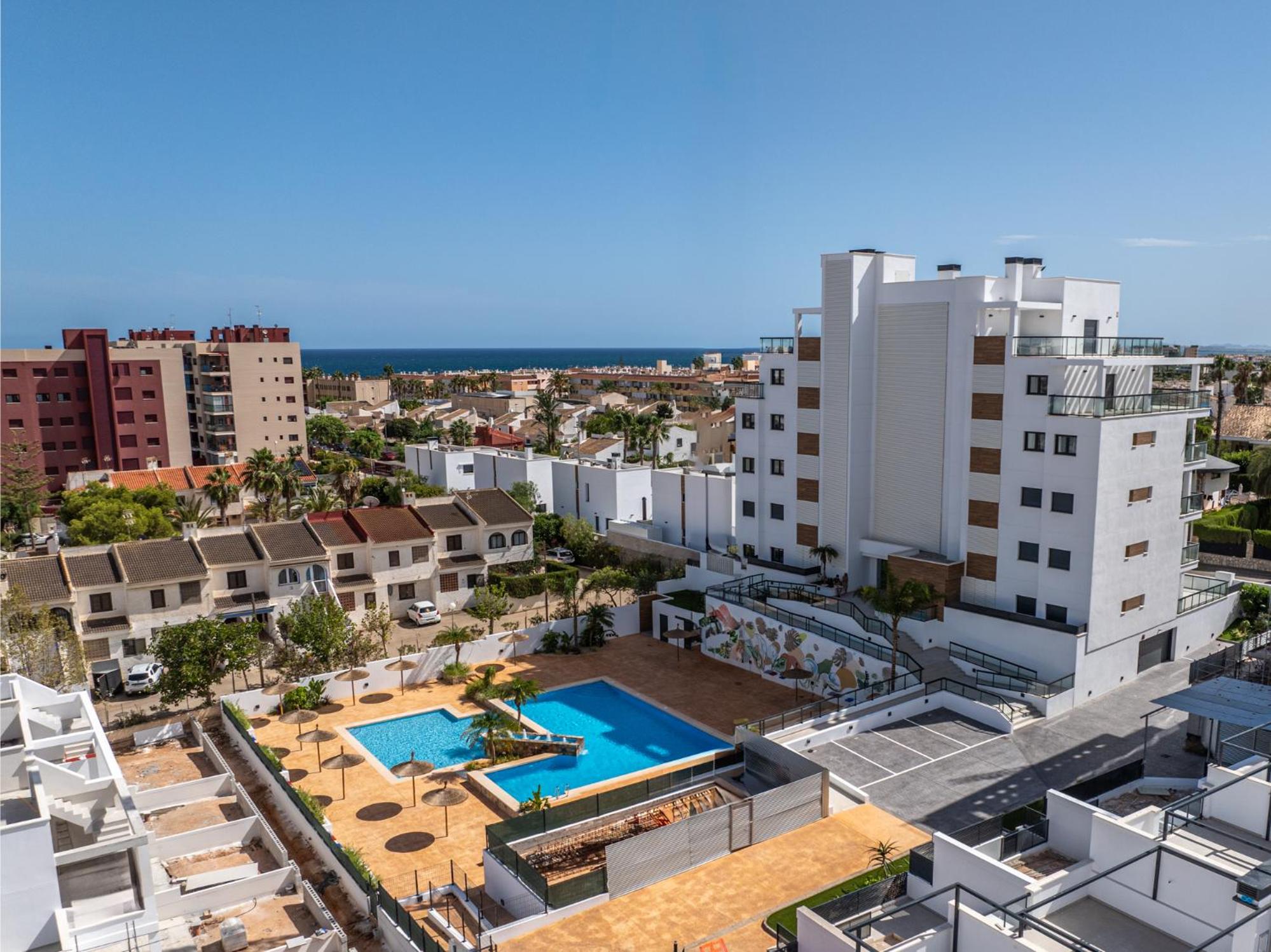 Luxury Apartment in Mil Palmeras