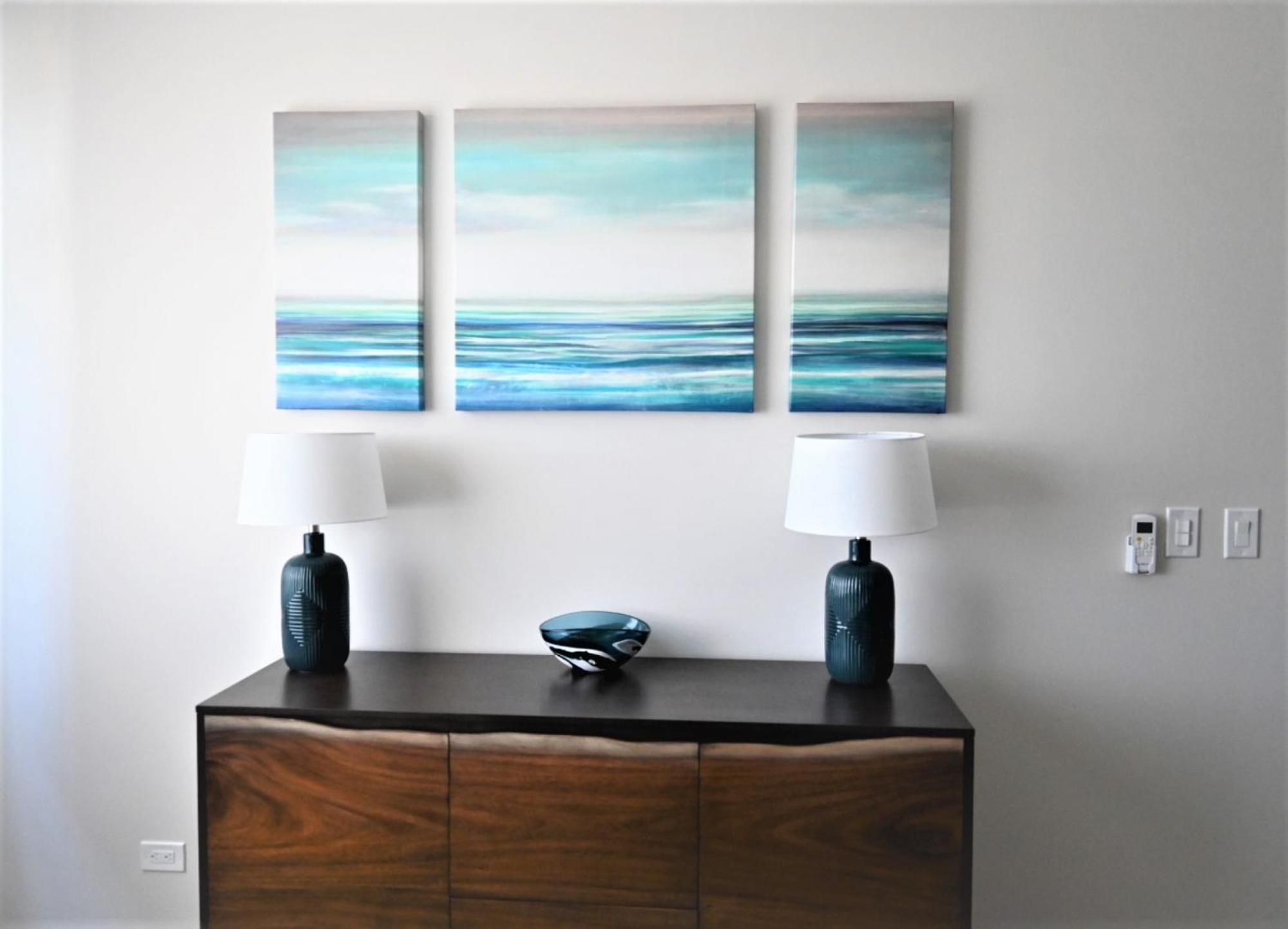 Jacó beachfront condo with beautiful sunsets