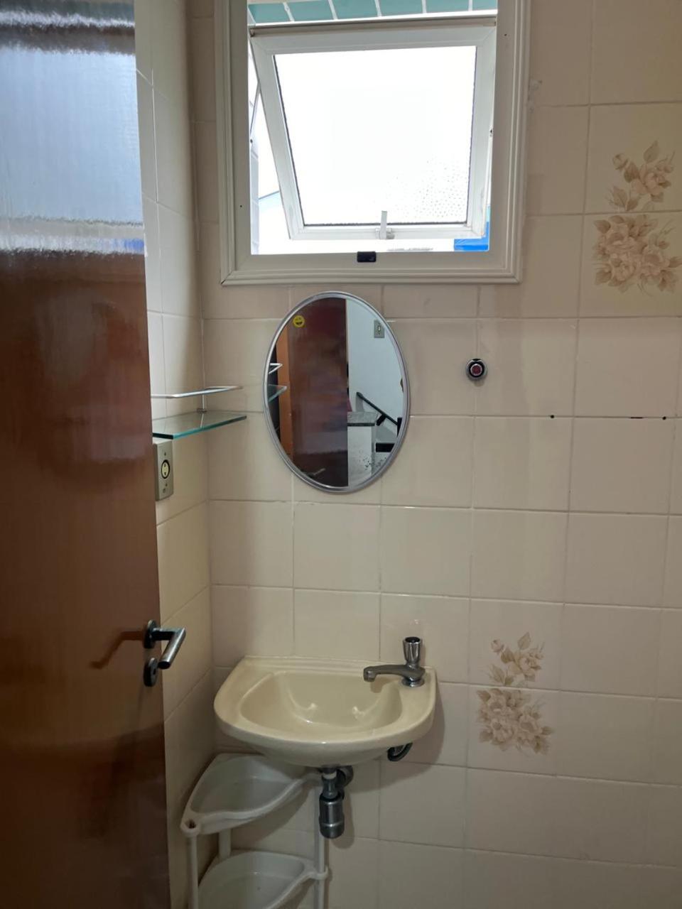 Apartamento Praia Grande Ubatuba 300mt da Praia