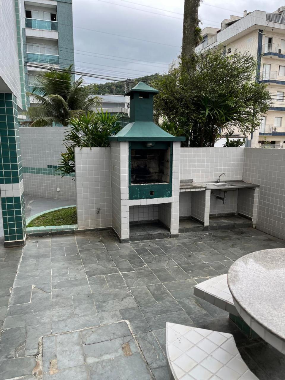 Apartamento Praia Grande Ubatuba 300mt da Praia