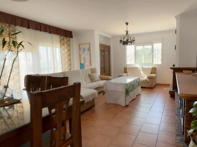 Villa Petra Casa RuRal Piscina parking especial grupos