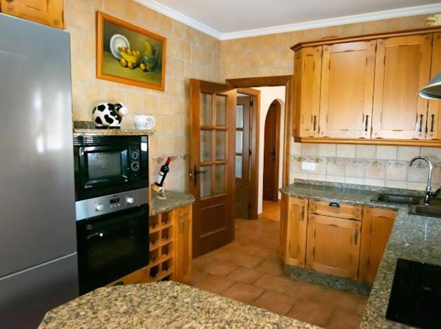 Villa Petra Casa RuRal Piscina parking especial grupos