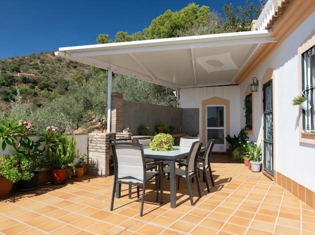 Villa Petra Casa RuRal Piscina parking especial grupos