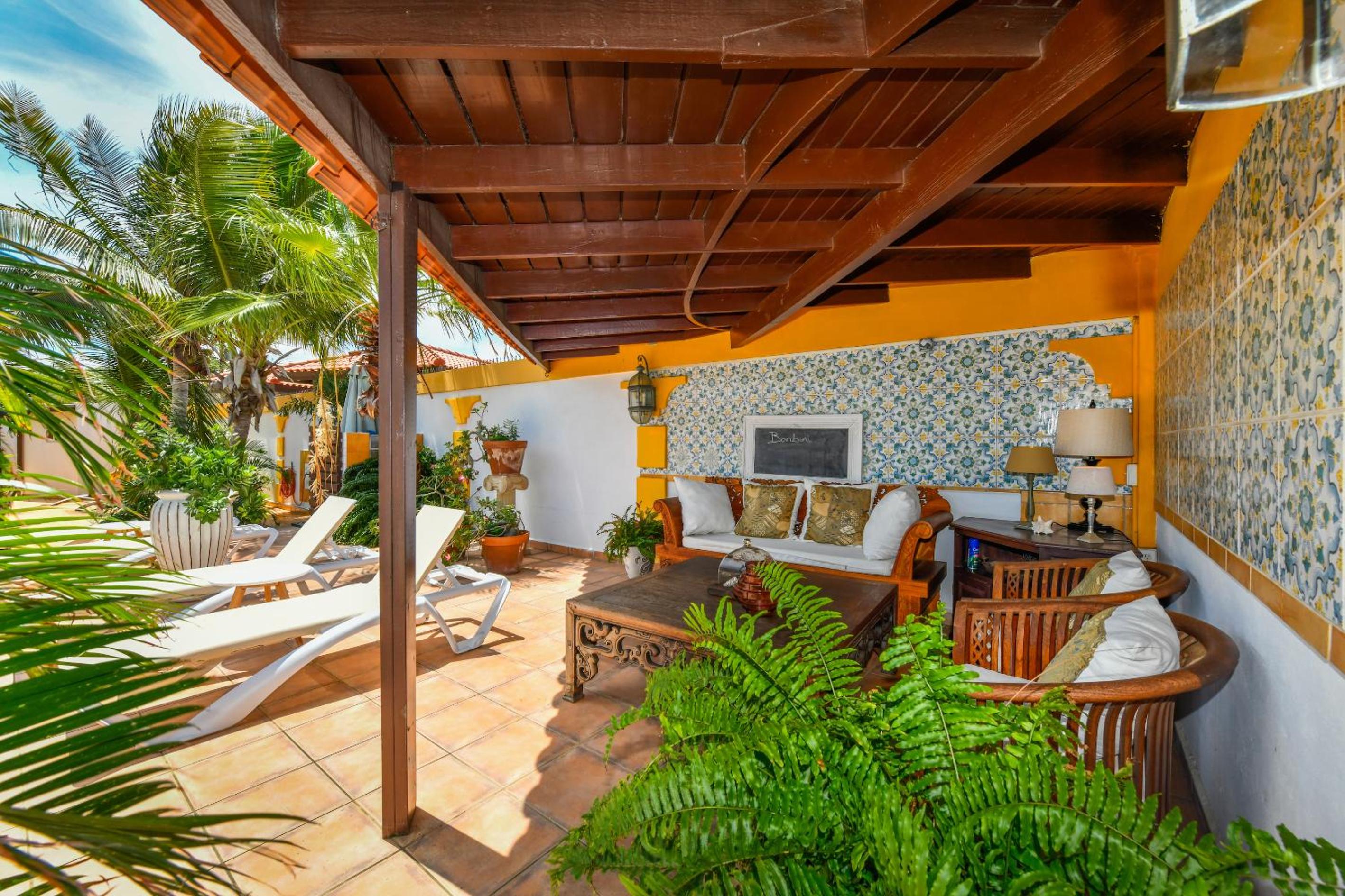 Brisas Studio Apartments