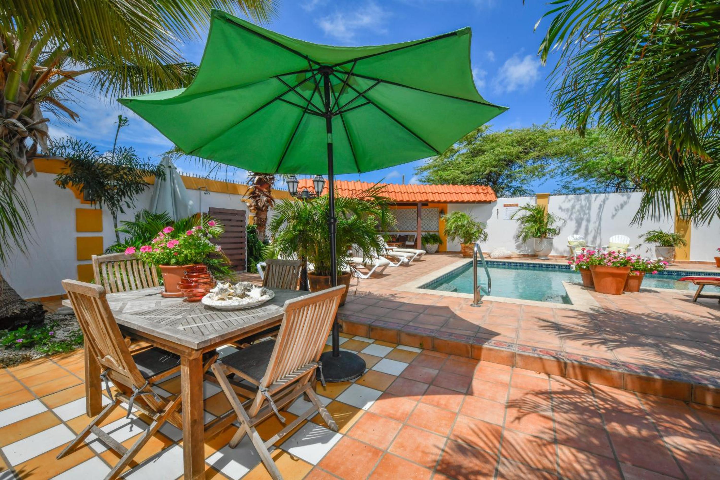 Brisas Studio Apartments