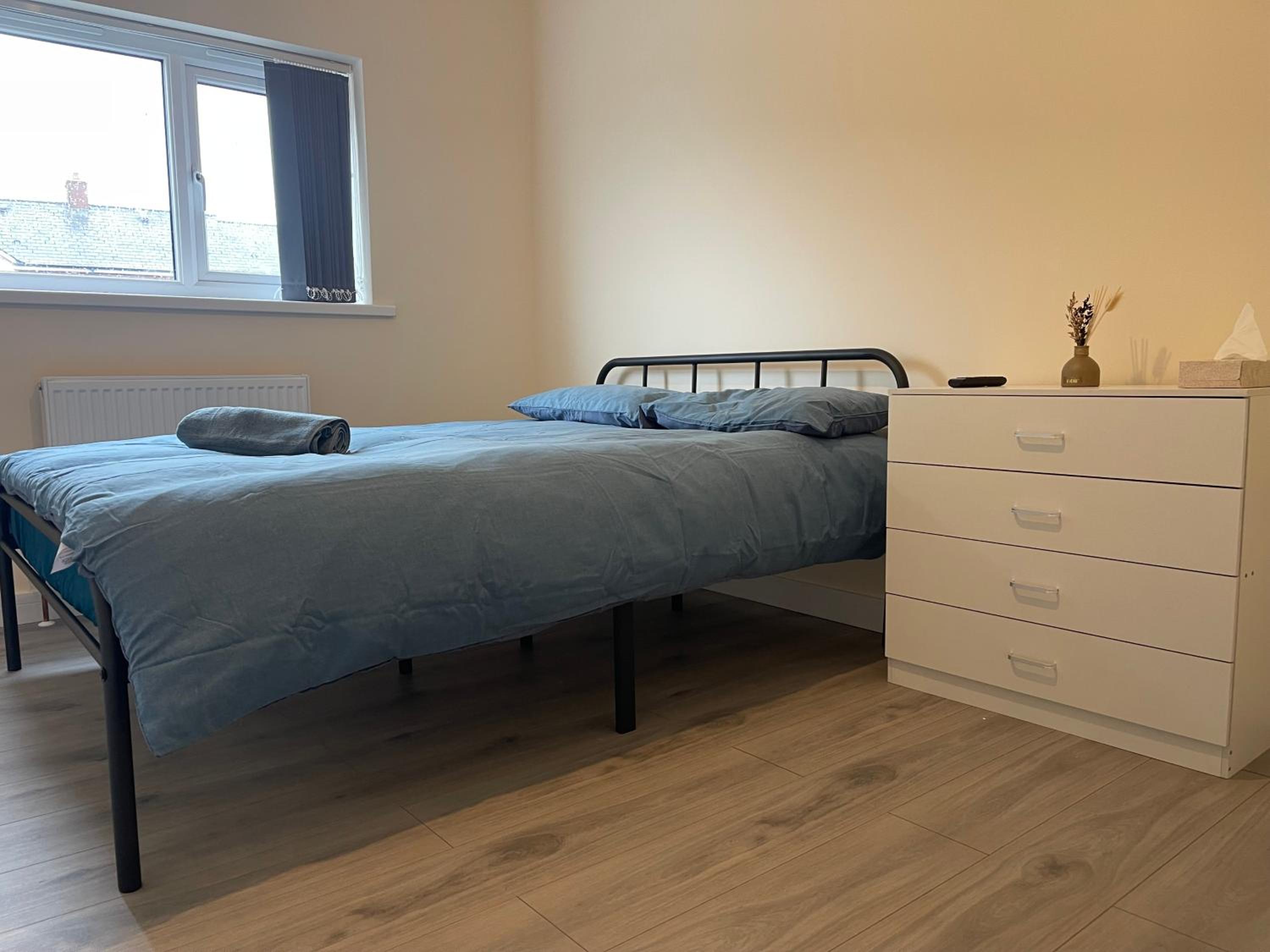 Melksham Vacations - Beanacre Road Melksham SN12 8AT - Property Image 2