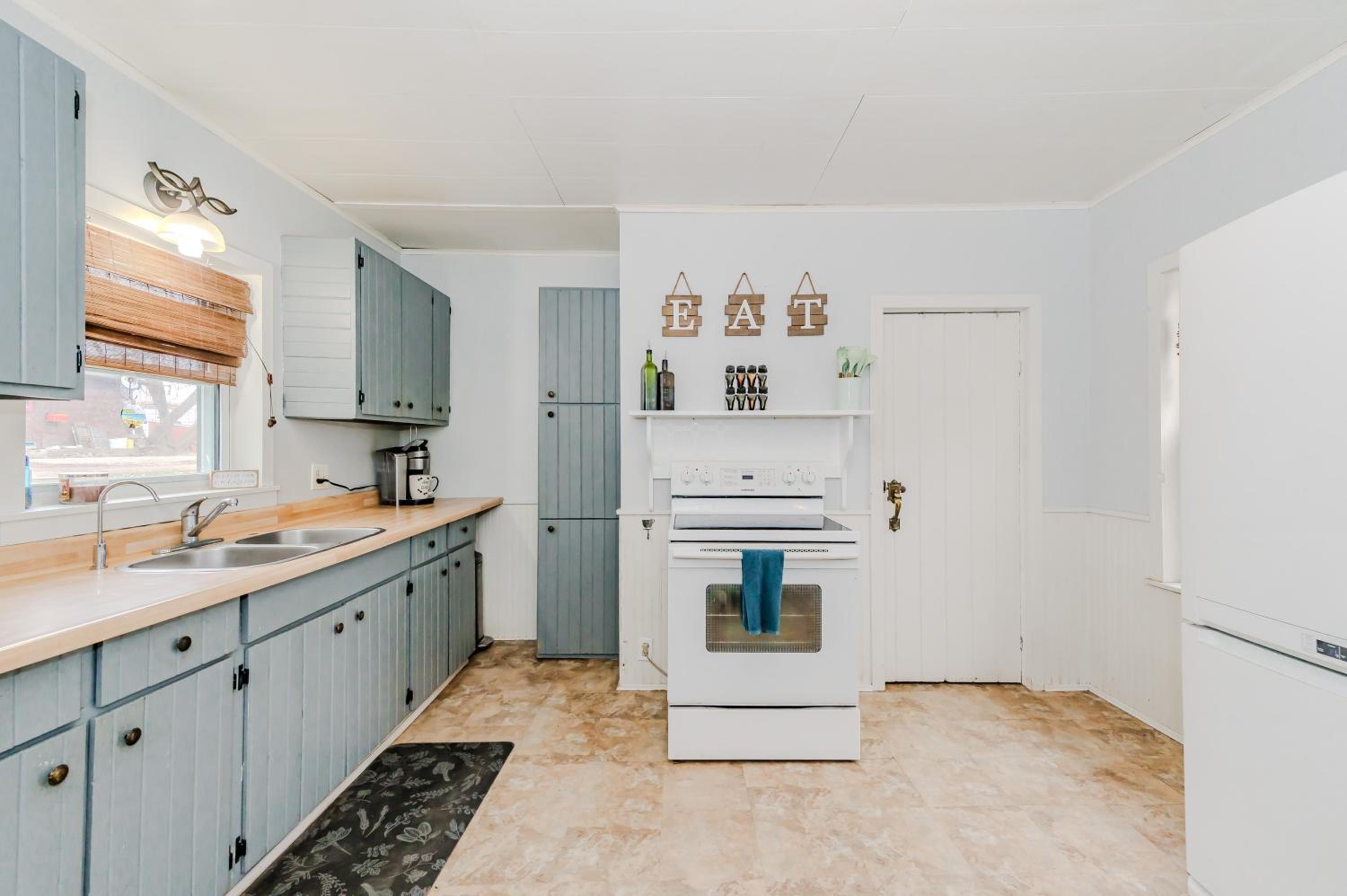 Cambridge Vacations - Hespler Cottage! - Property Image 11