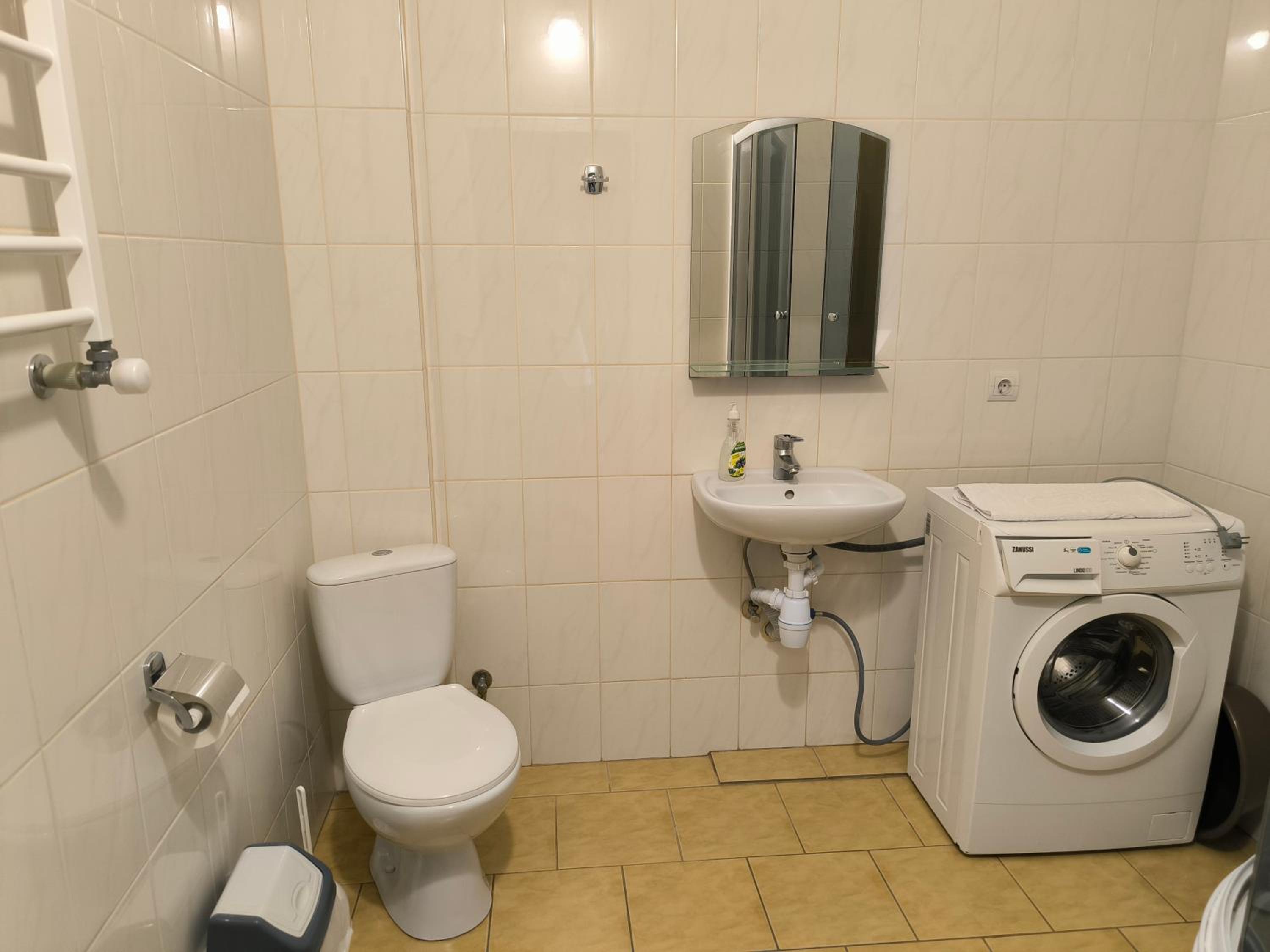 Photo 43