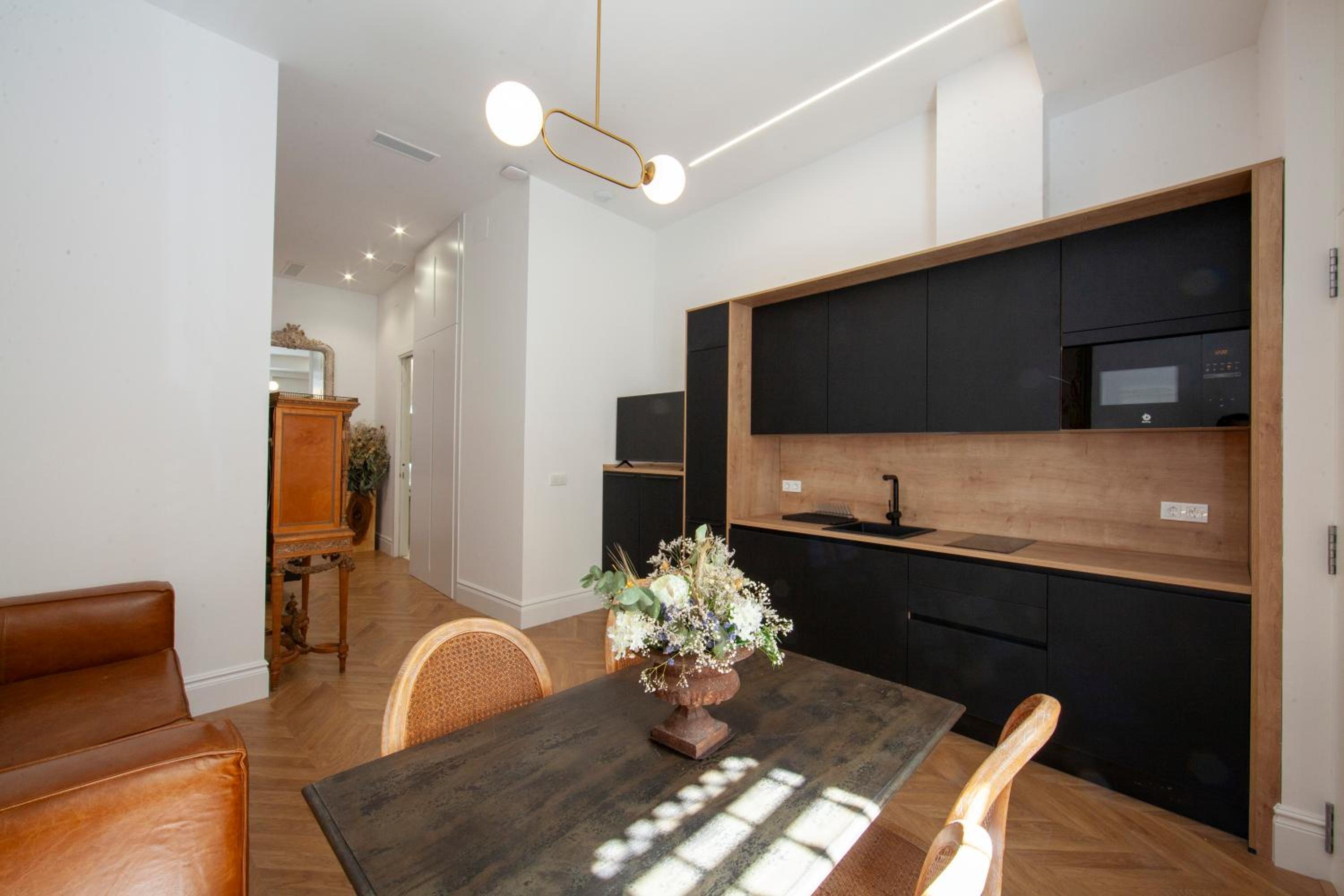 Pries Homes - Center Beach