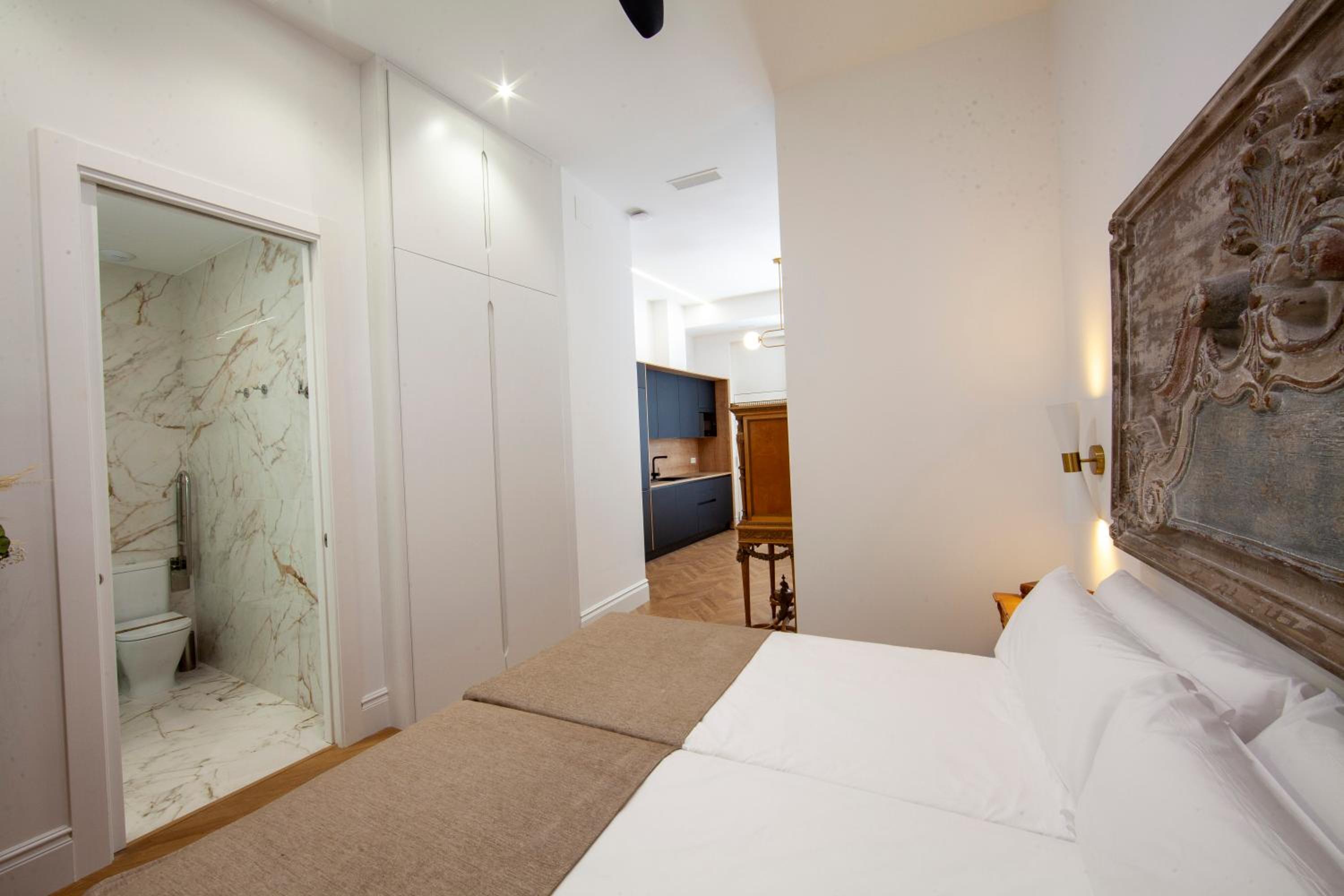 Pries Homes - Center Beach