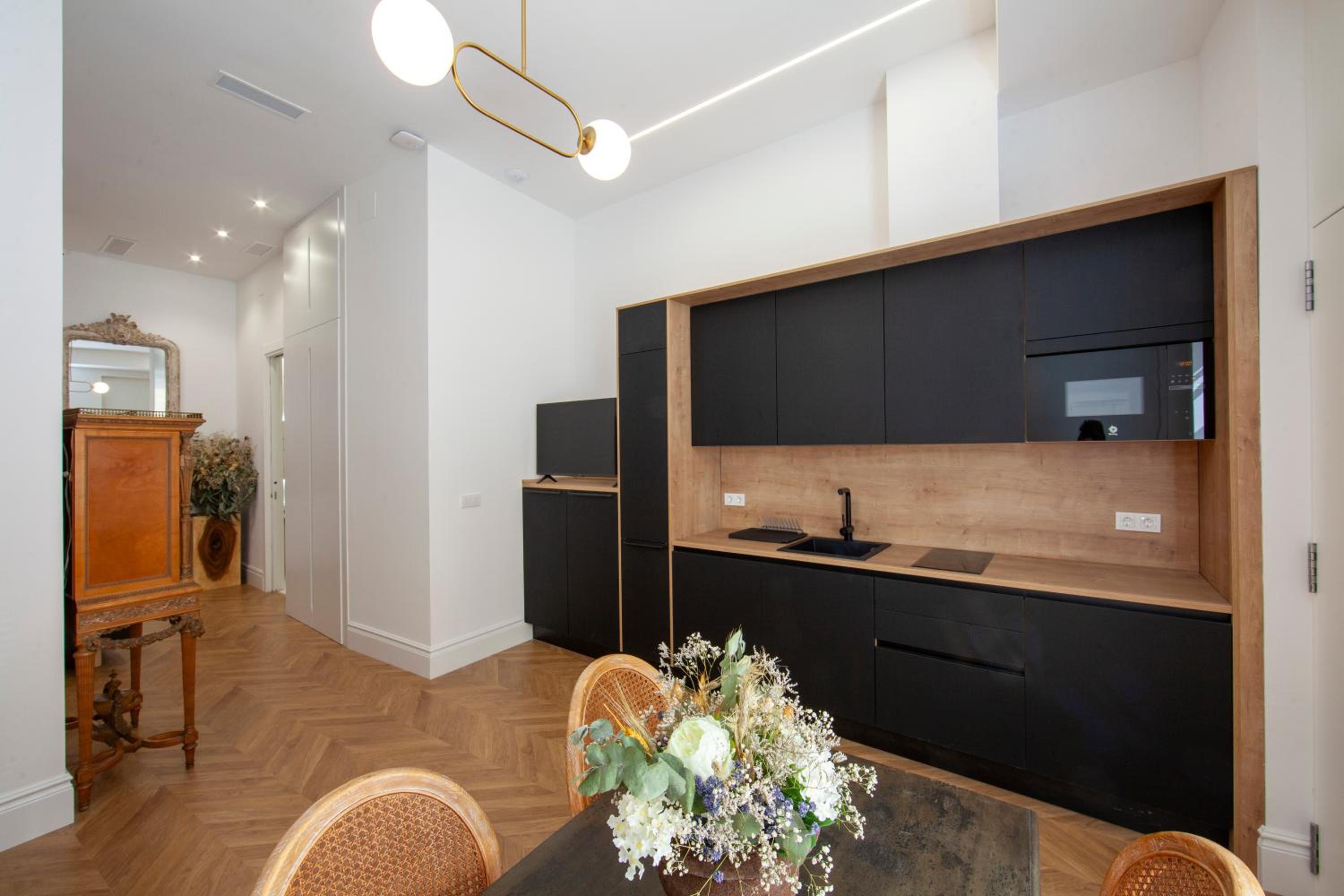 Pries Homes - Center Beach