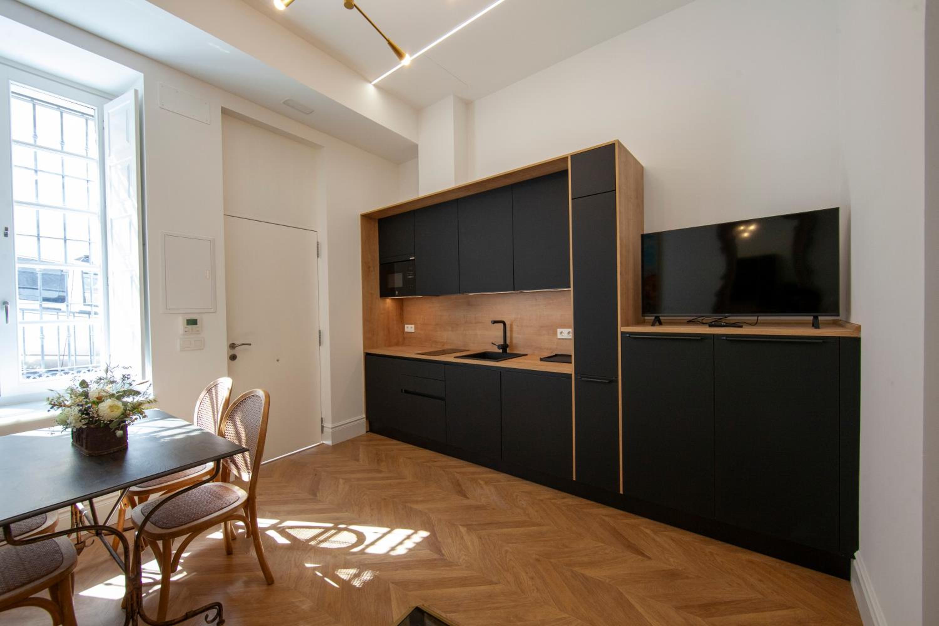 Pries Homes - Center Beach
